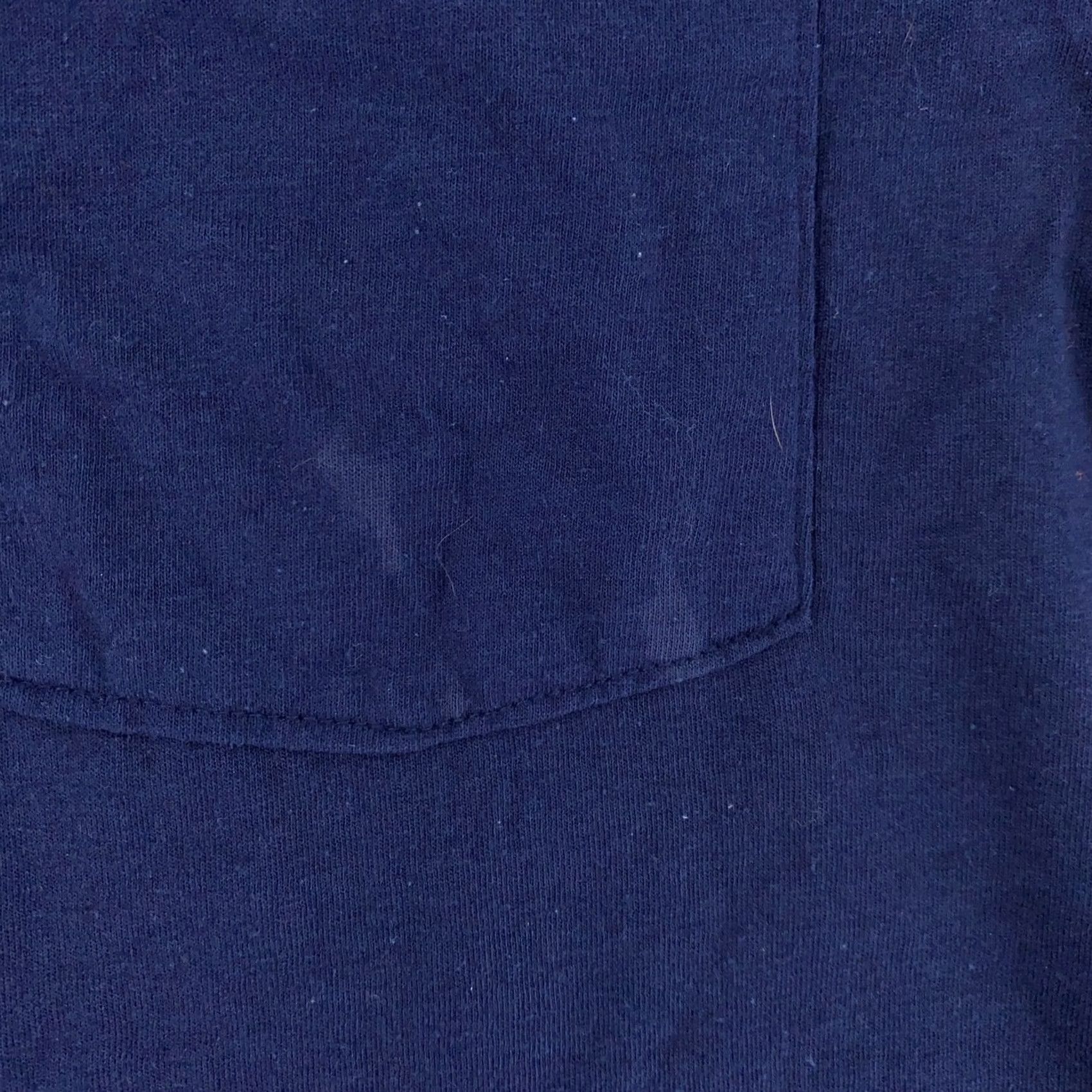 Fruit Of The Loom Fruit of the Loom Shirt Mens Medium Navy Blue Pocket Crewneck Tee Size US M / EU 48-50 / 2 - 3 Thumbnail