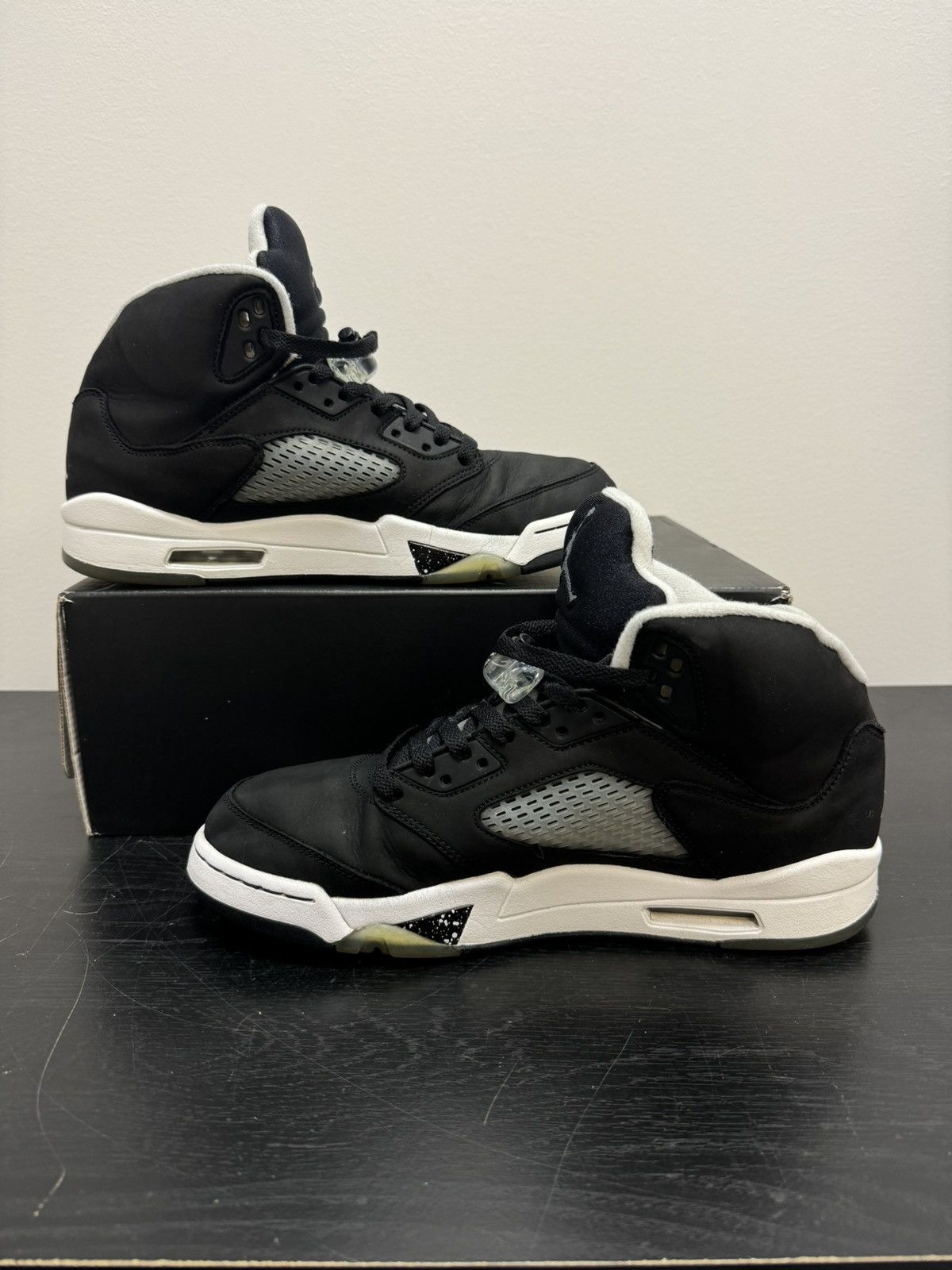 Jordan Brand Jordan 5 moonlight Size US 11 / EU 44 - 2 Thumbnail