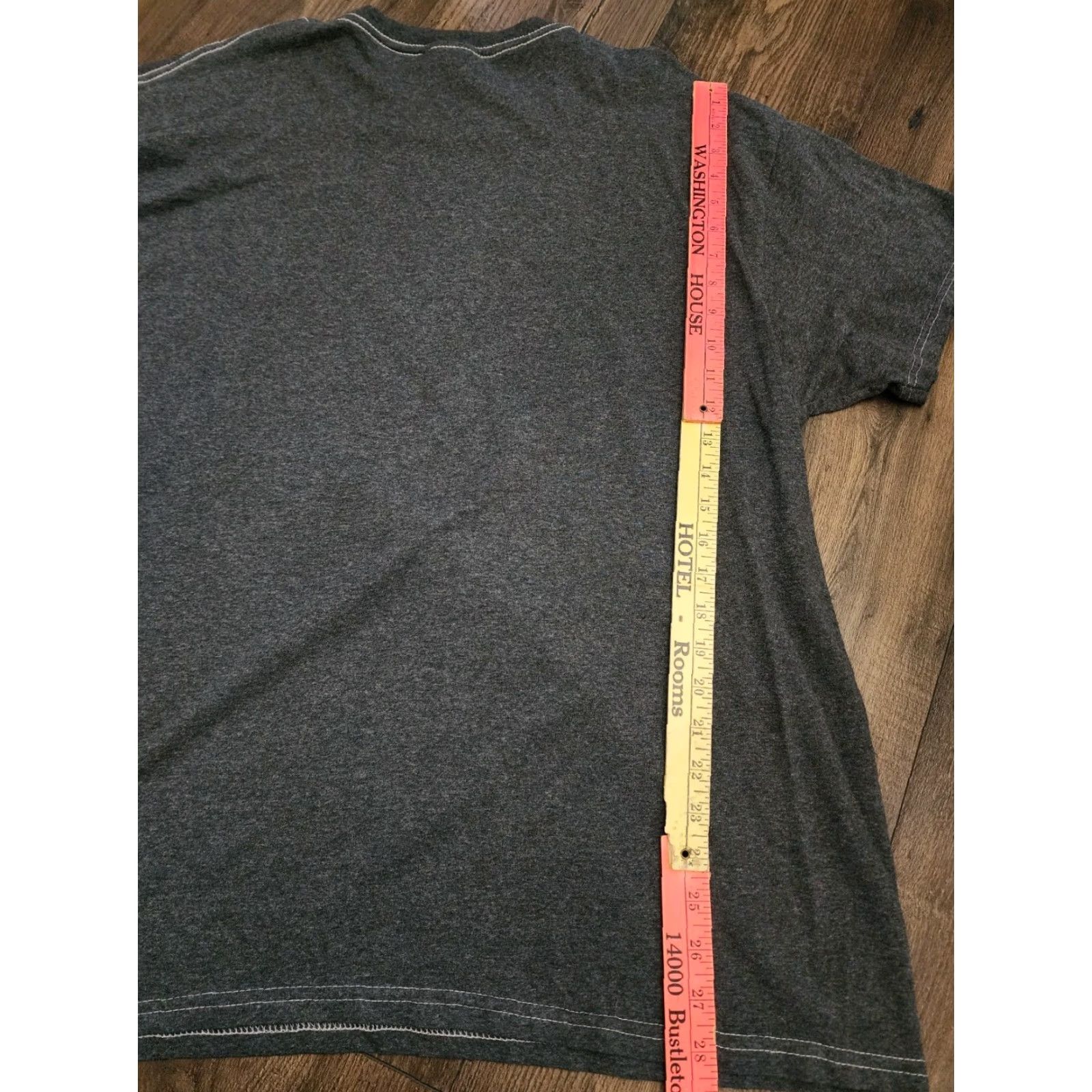 Vintage VINTAGE No Boundaries T-Shirt Mens XL Gray Tattoo Graphic Print 2000s Short Sleeve Crew Neck 2000-2009 Size US XL / EU 56 / 4 - 2 Thumbnail