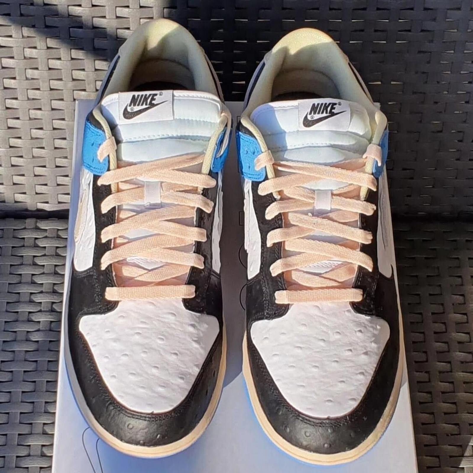 Nike Size 11.5 - Nike Dunk Low Travis / Fragment Size US 11.5 / EU 44-45 - 4 Thumbnail