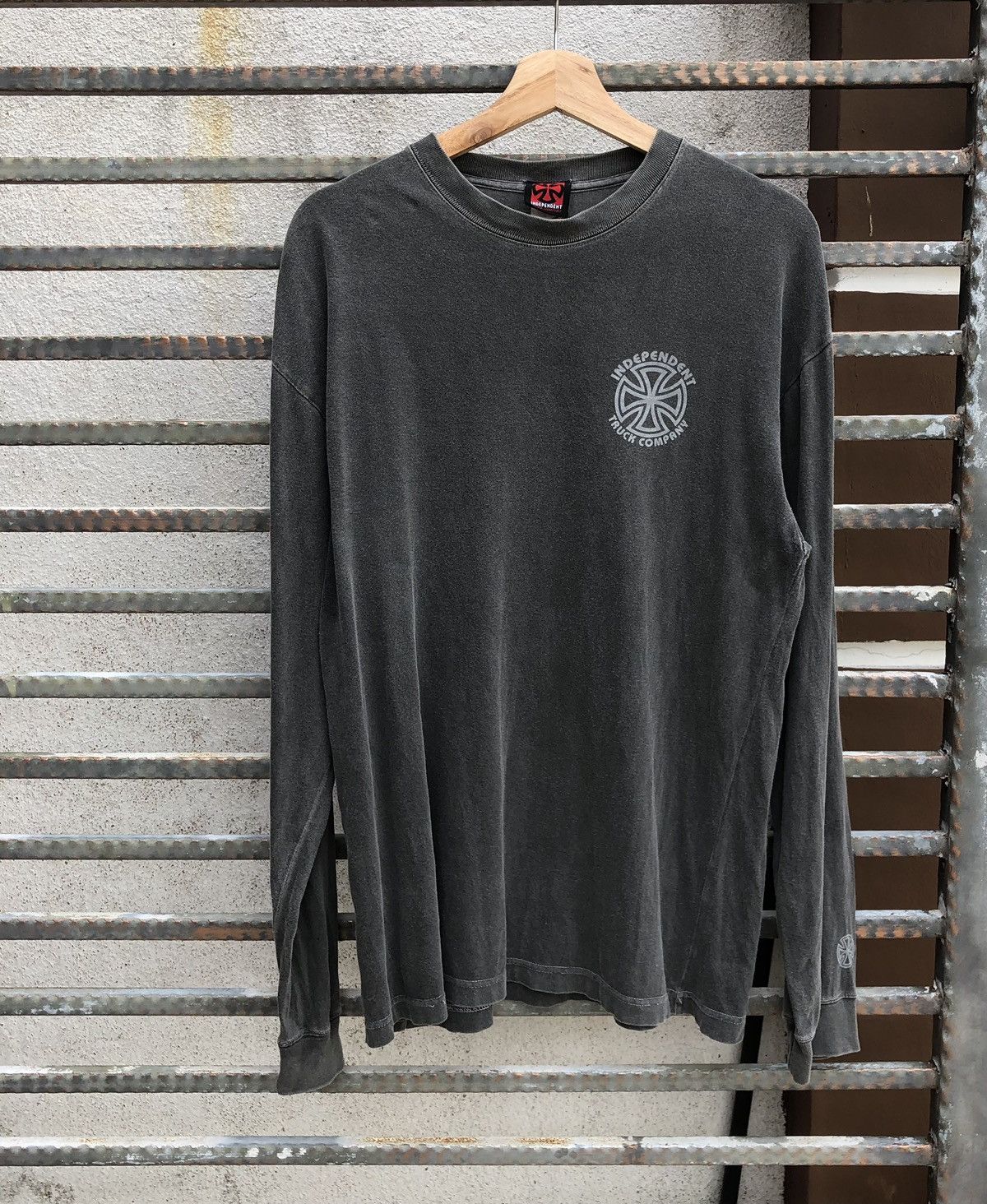 Thrasher Vintage Independent Truck Company Crewneck Size US M / EU 48-50 / 2 - 4 Thumbnail