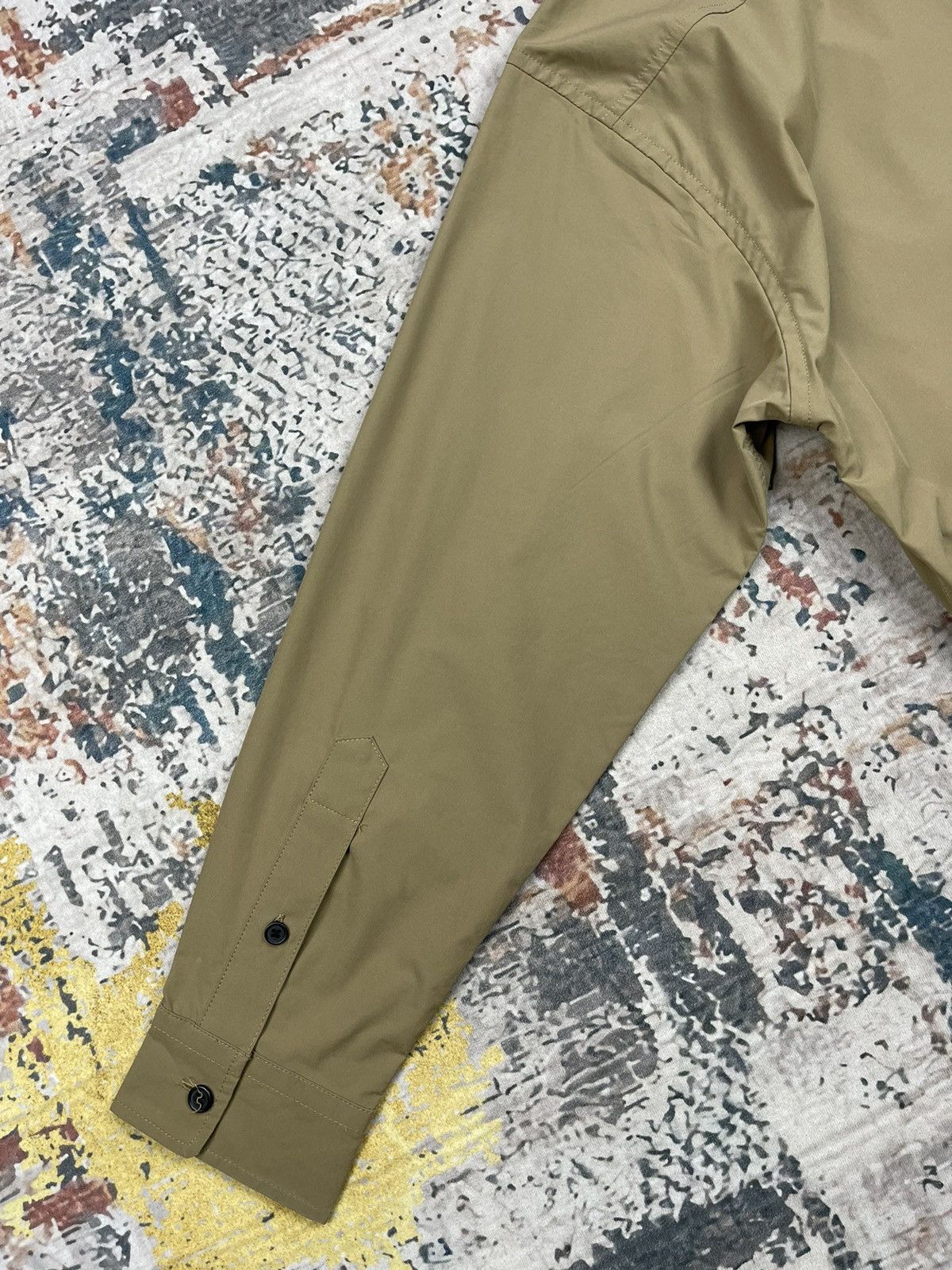 Beams Plus Tigora x Beams Design Khaki Boxy Silhouette Outdoor Shirt Size US M / EU 48-50 / 2 - 7 Thumbnail