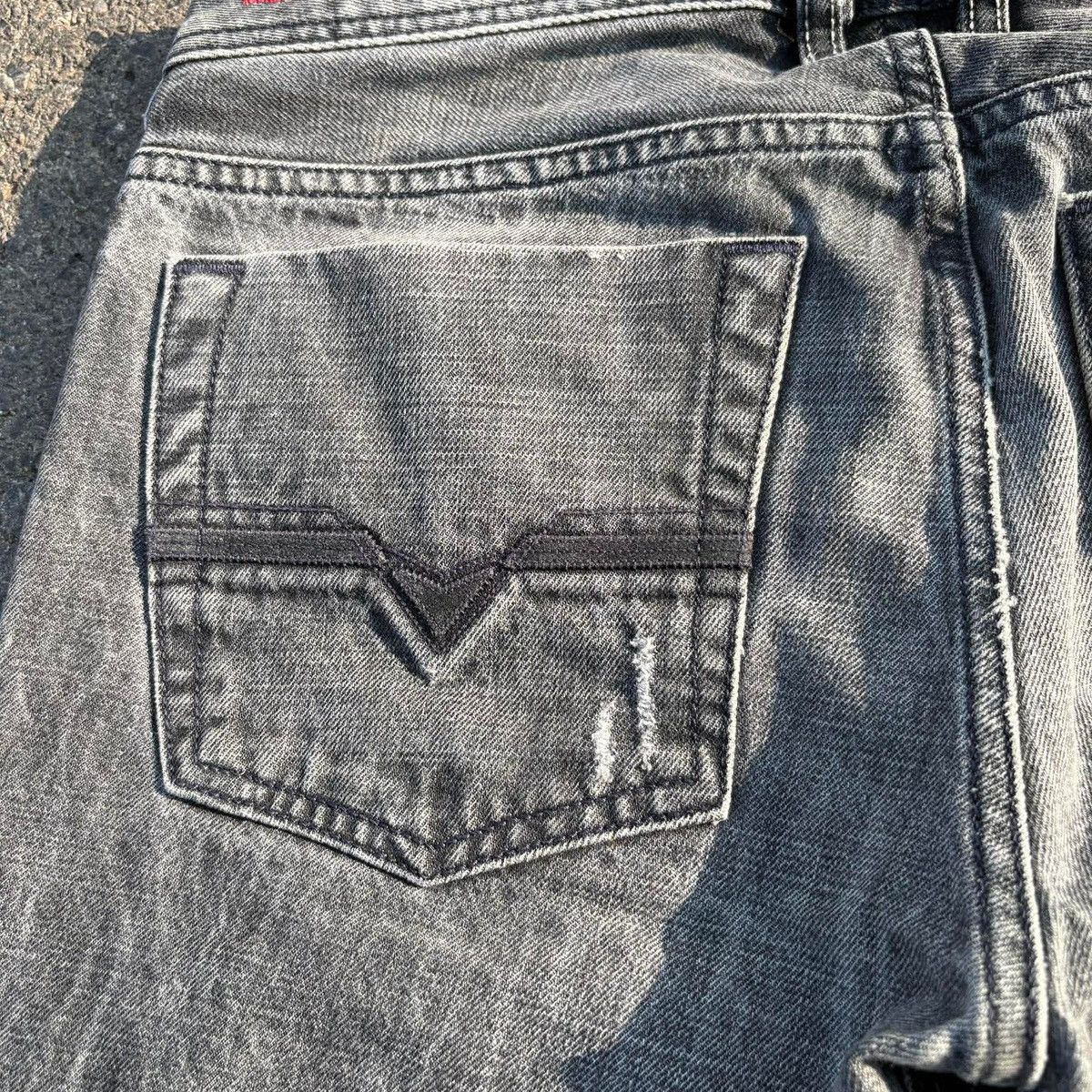 Diesel ❌SOLD❌Diesel Grey Distressed Denim Shorts Made in Italy Size US 30 / EU 46 - 14 Thumbnail