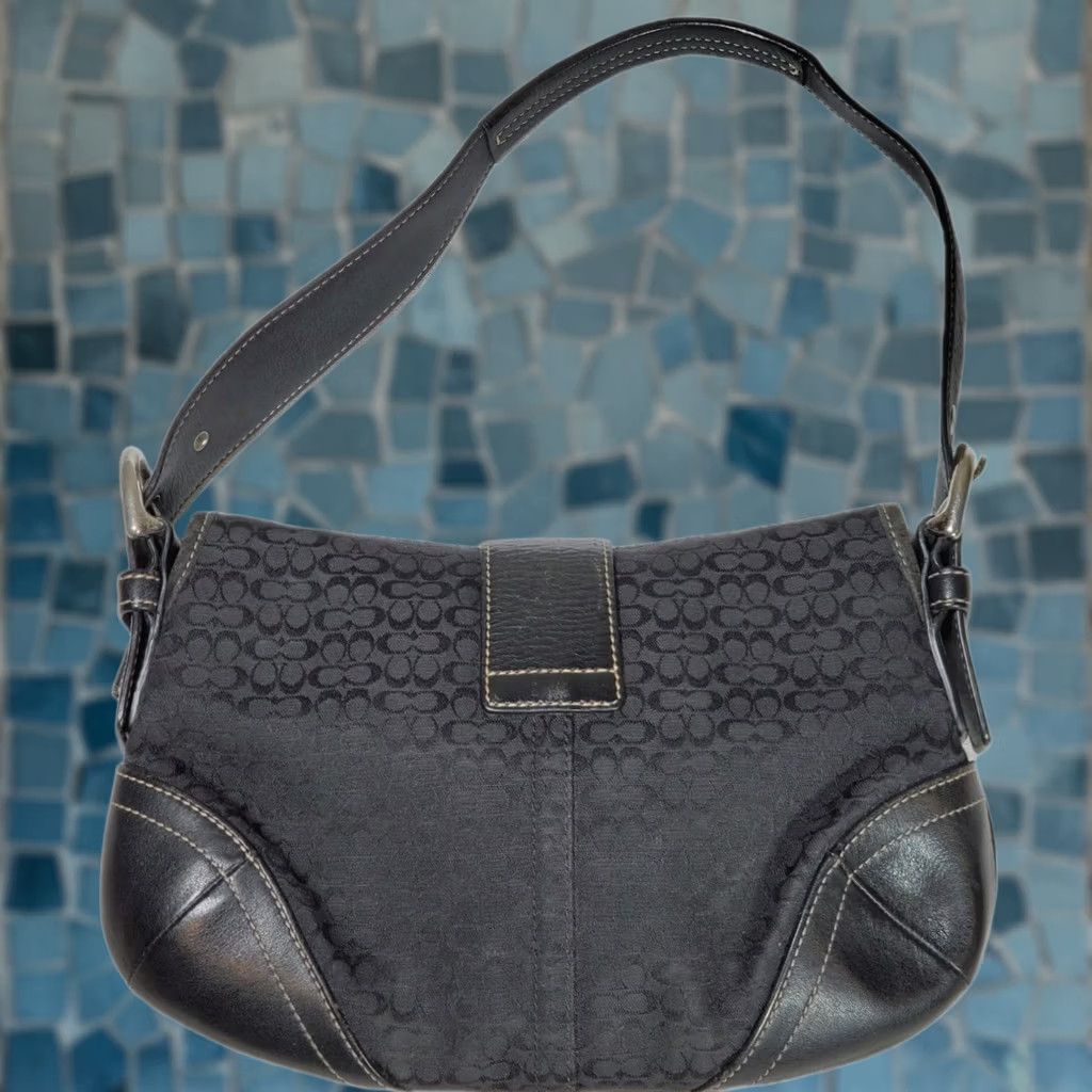 Coach VTG Coach Soho Shoulder Bag Black Signature C Monogram Jacquard Canvas Leather Crossbody/Shoulder Bag Womens Small 90s Designer Velvet Buckle Accent Size ONE SIZE - 1 Thumbnail