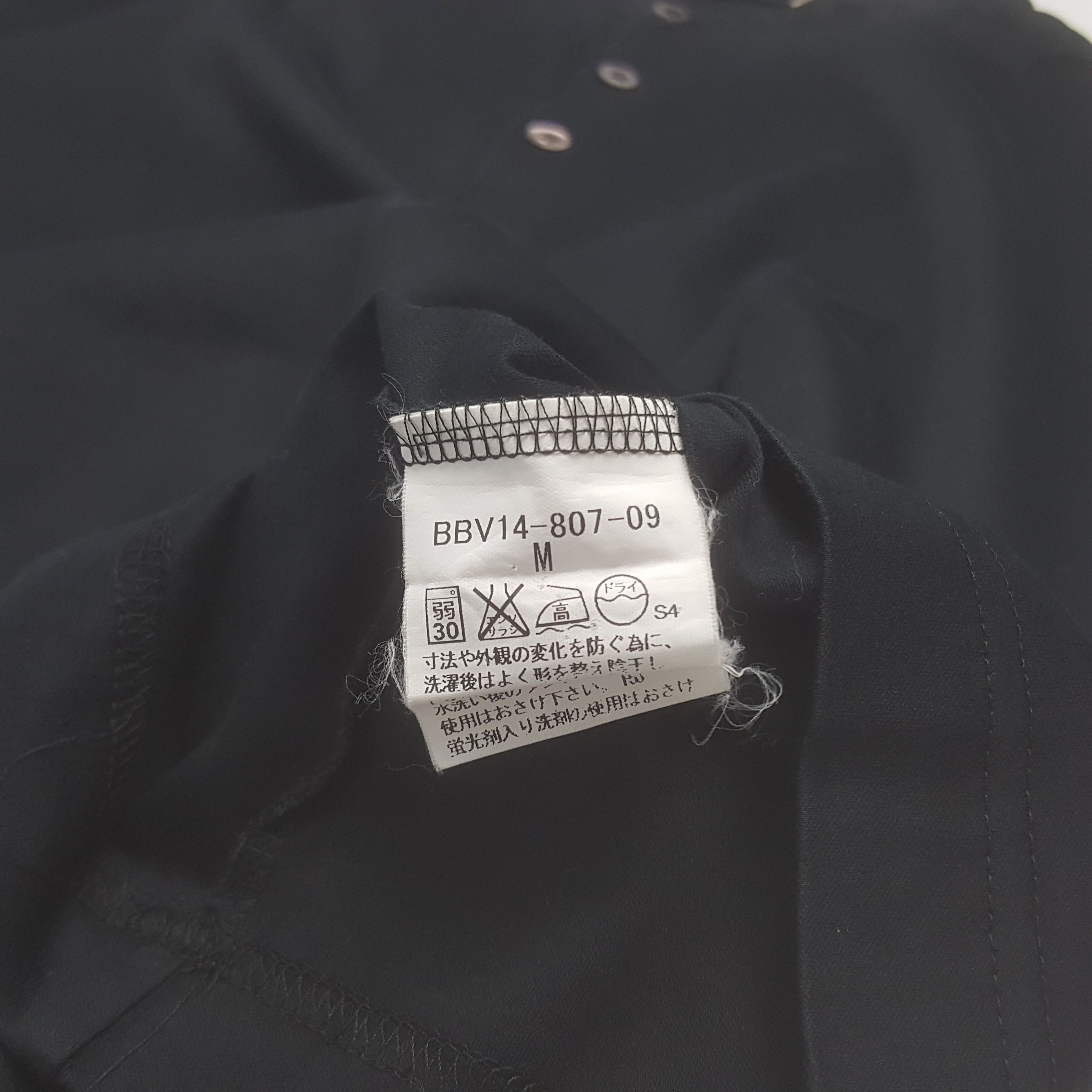 Burberry × Vintage Vintage Burberry London Nova Check T-shirt Size US M / EU 48-50 / 2 - 6 Thumbnail