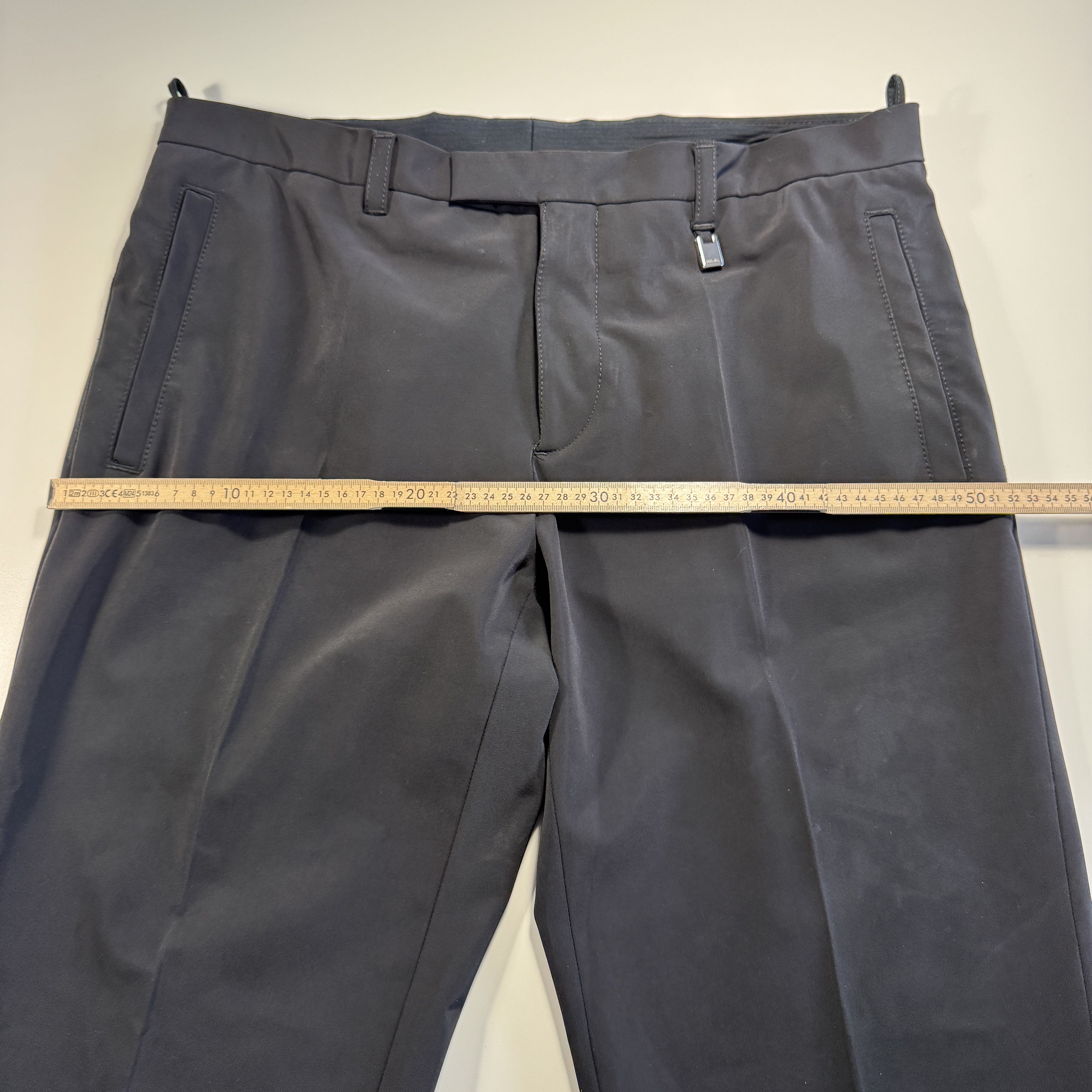 Prada Prada pants IT 52 L (W35 L33) Size US 36 / EU 52 - 4 Thumbnail