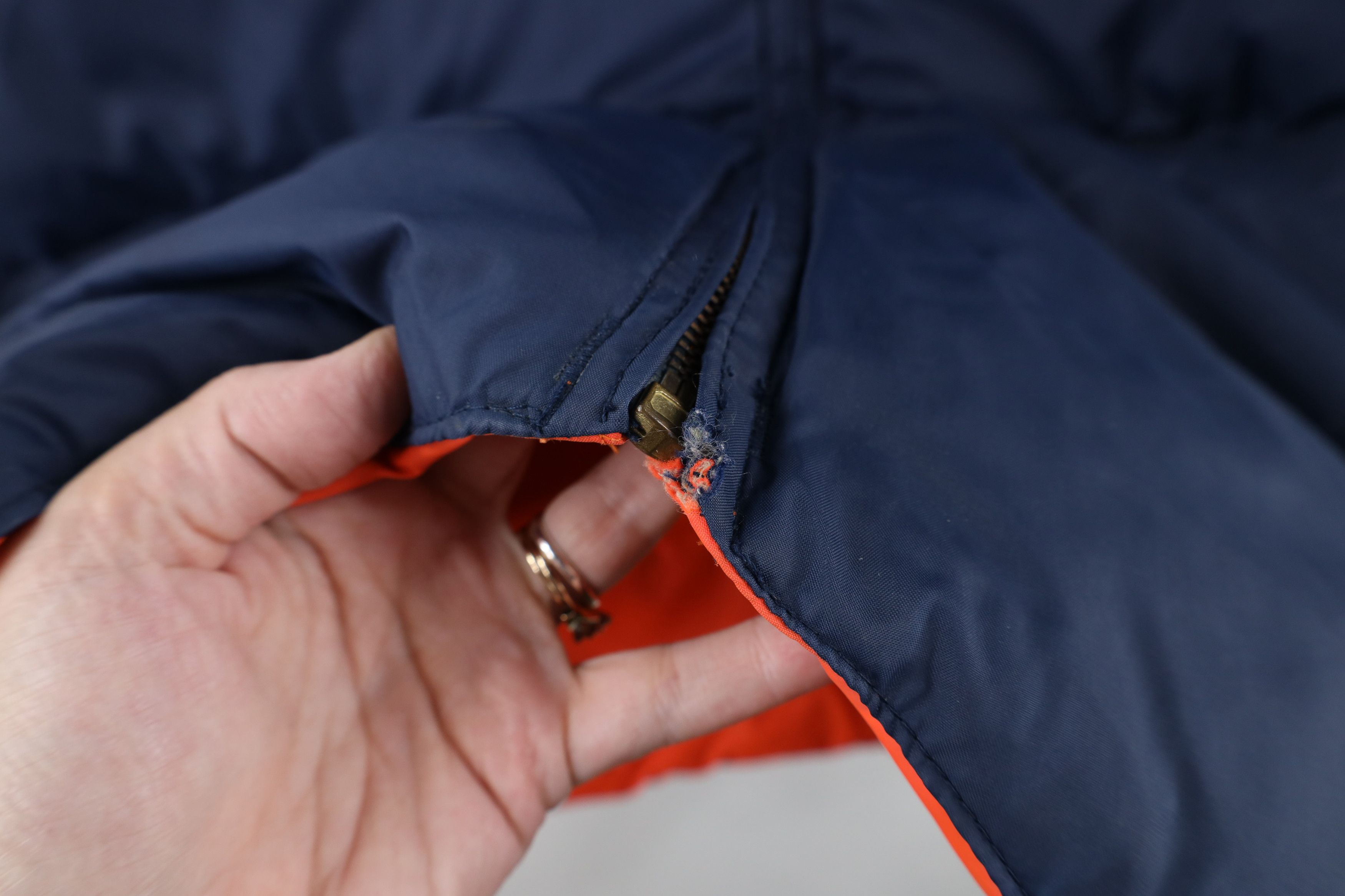 Vintage Vintage 70s Streetwear Reversible Puffer Vest Jacket Size US XL / EU 56 / 4 - 5 Thumbnail