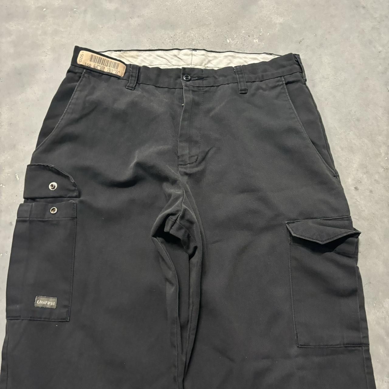 Japanese Brand × Vintage Crazy Vintage Y2K/2000s Grunge Faded Black Skater Workwear Cargo Pants! Size US 31 - 5 Thumbnail