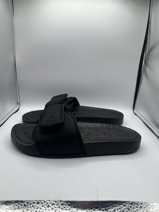 adidas boost slides triple black