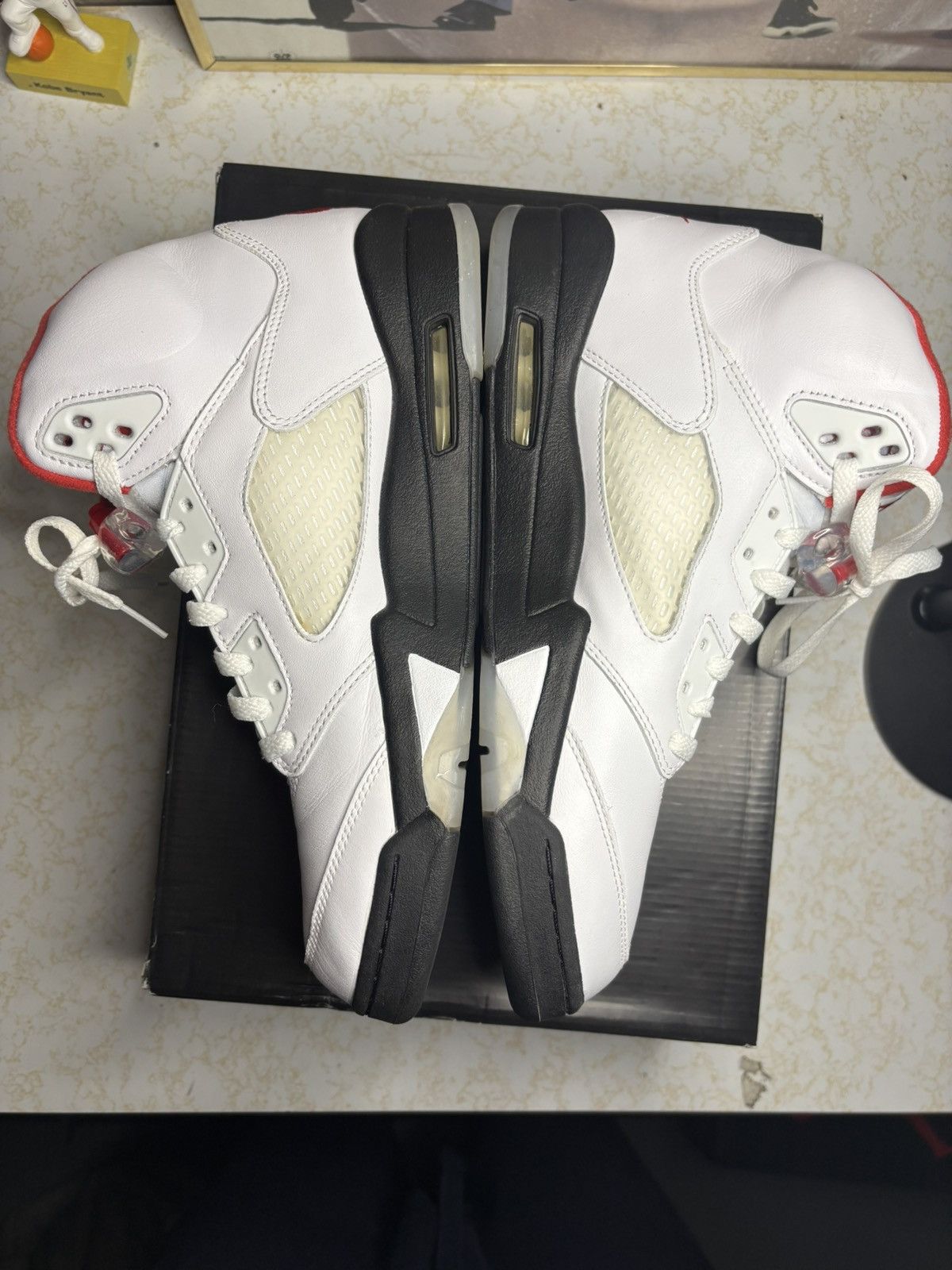Jordan Brand Air Jordan 5 Retro Fire Red Size US 11 / EU 44 - 3 Thumbnail