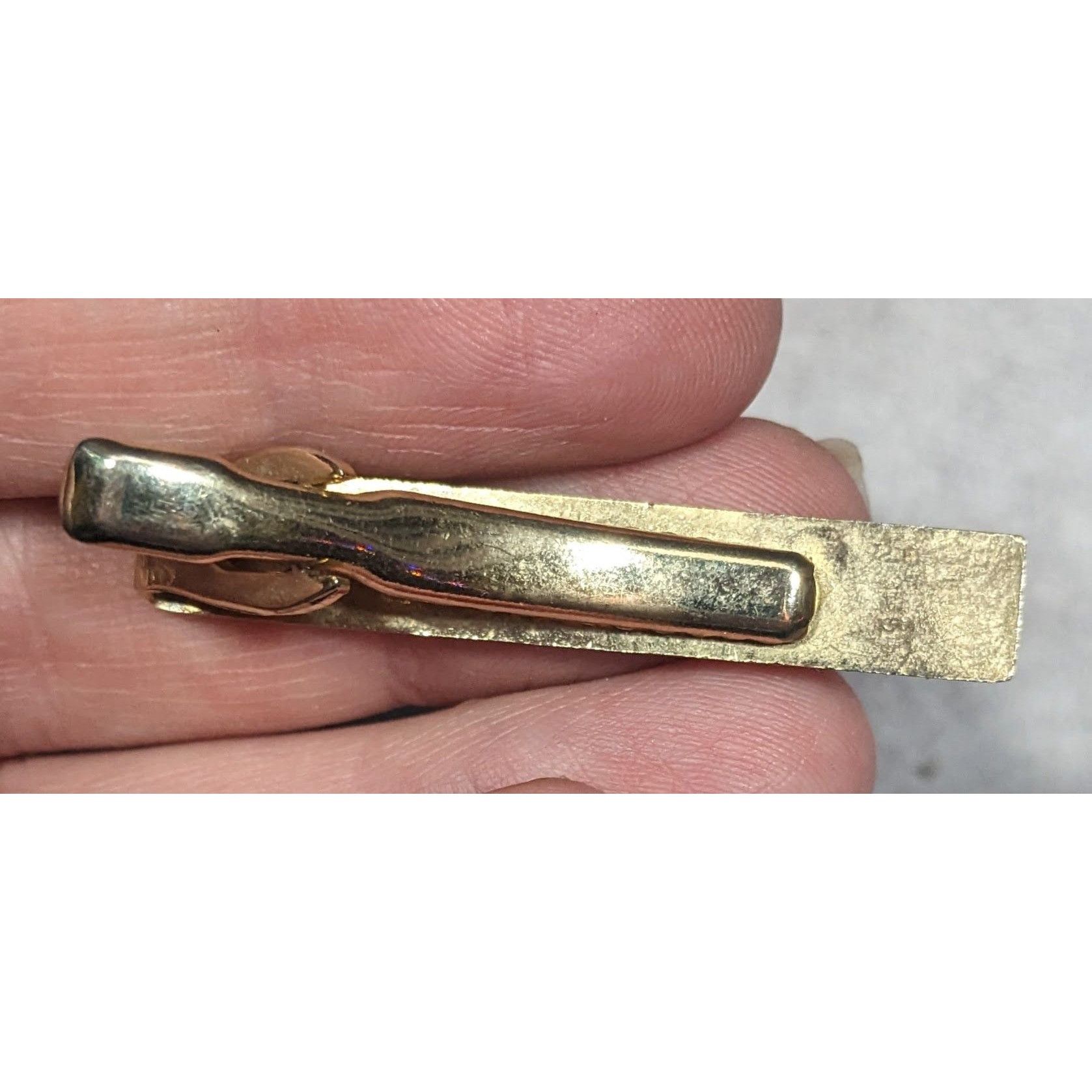 Other Vintage Etched Gold Tone Rectangular Tie Clip Size ONE SIZE - 2 Thumbnail