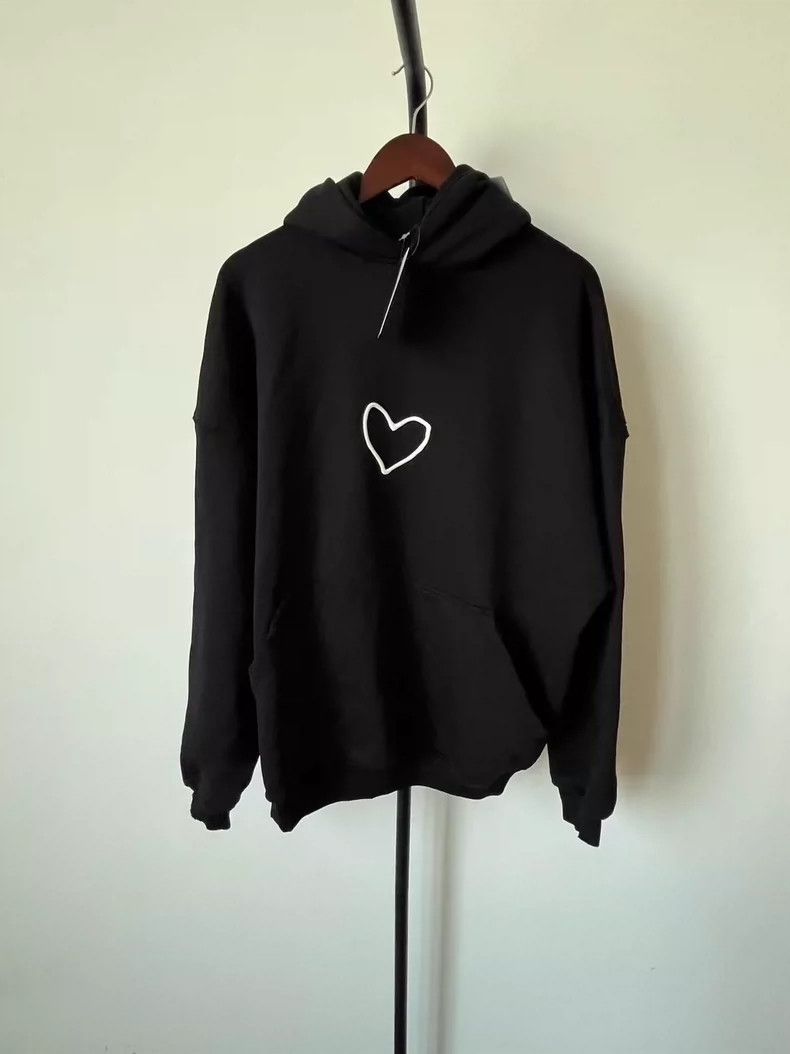 Balenciaga Balenciaga Tanabata love embossed logo craft hooded sweate Size US M / EU 48-50 / 2 - 1 Thumbnail