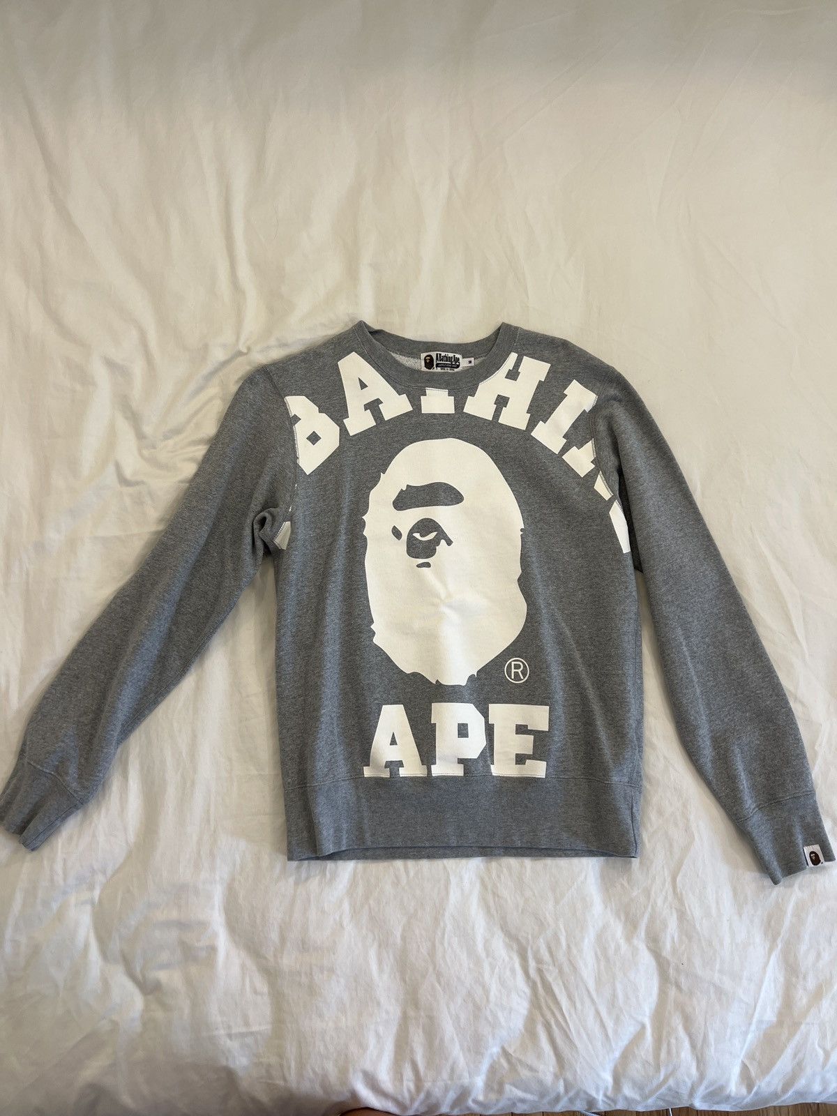 Bape Bape / Barhing Ape Crew neck sweatshirt Size M / US 6-8 / IT 42-44 - 2 Thumbnail