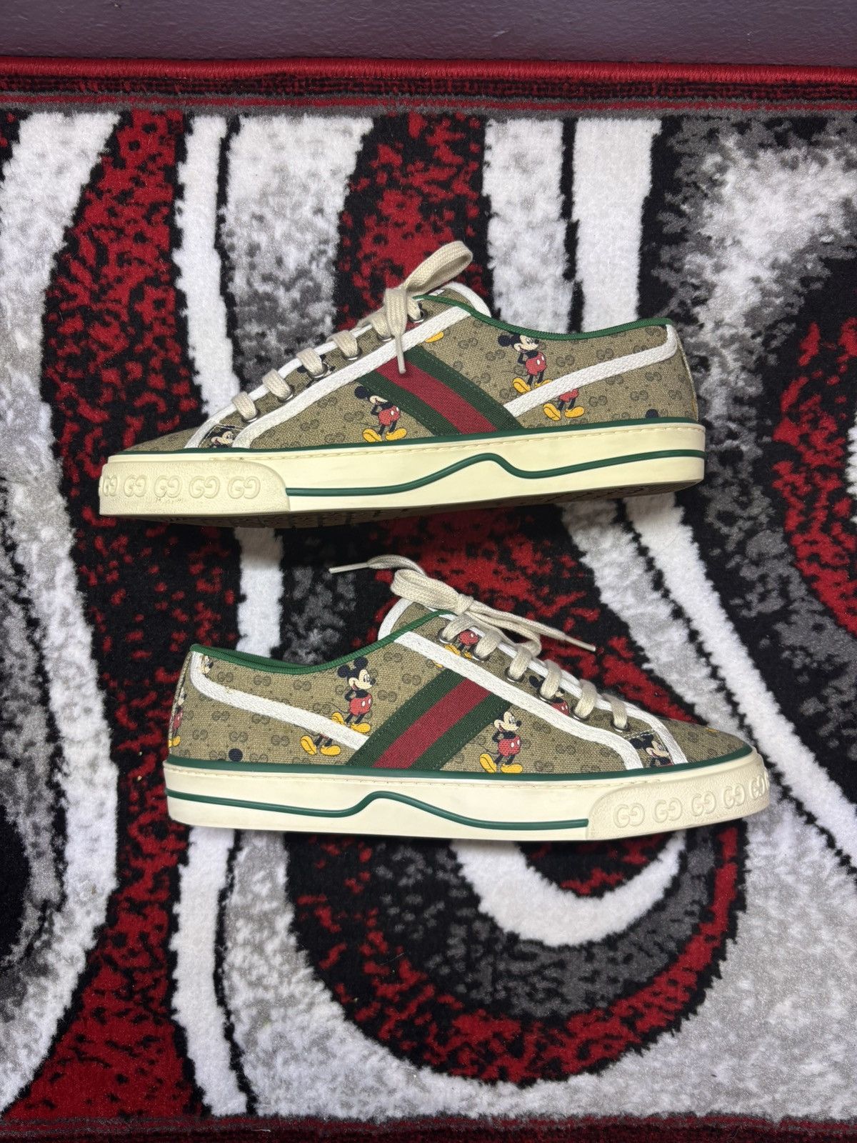 Disney × Gucci Gucci x Disney Tennis 1997 Mickey Mouse Size US 7 / EU 40 - 2 Thumbnail