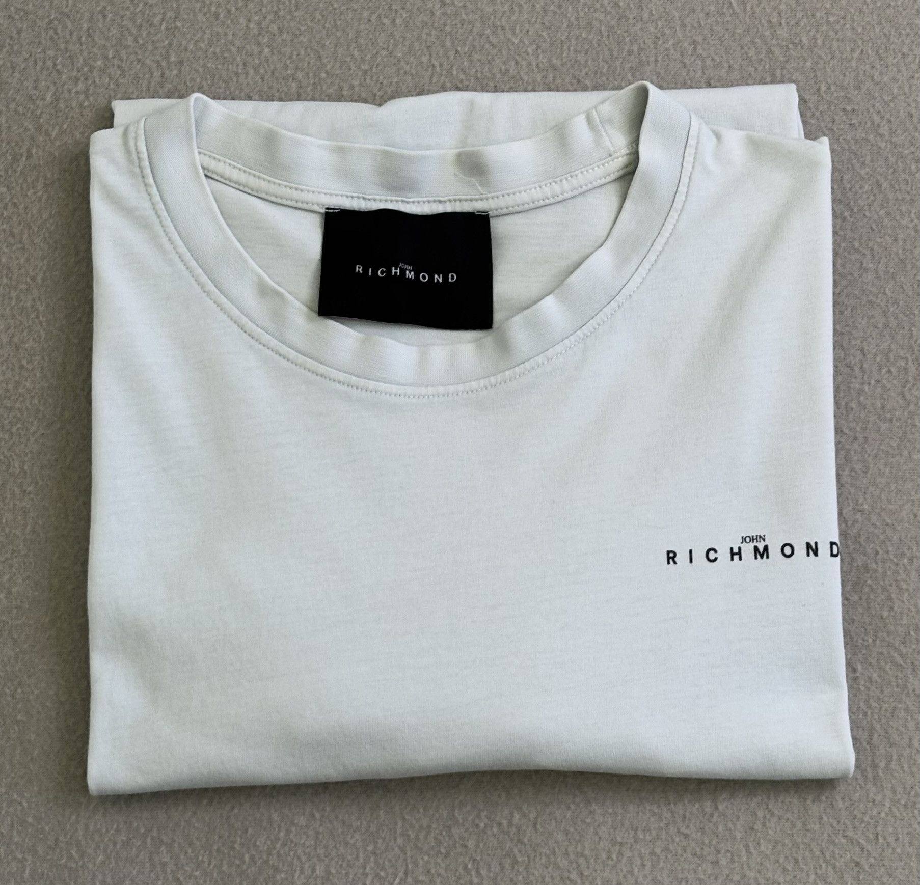 John Richmond John Richmond White T-shirt Size. XXL Size US XXL / EU 58 / 5 - 15 Thumbnail