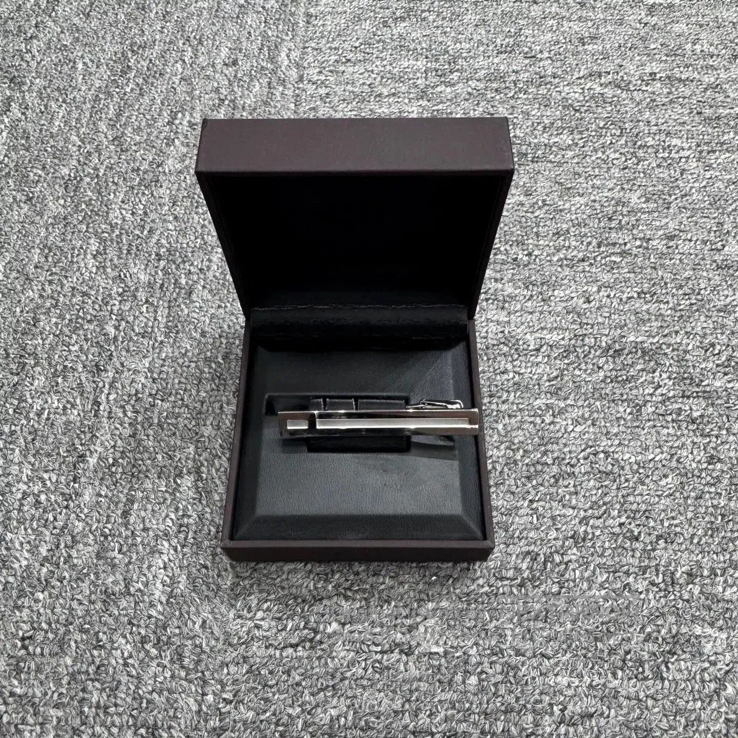 Alfred Dunhill Dunhill Silver Tie Clip. Size ONE SIZE - 2 Thumbnail