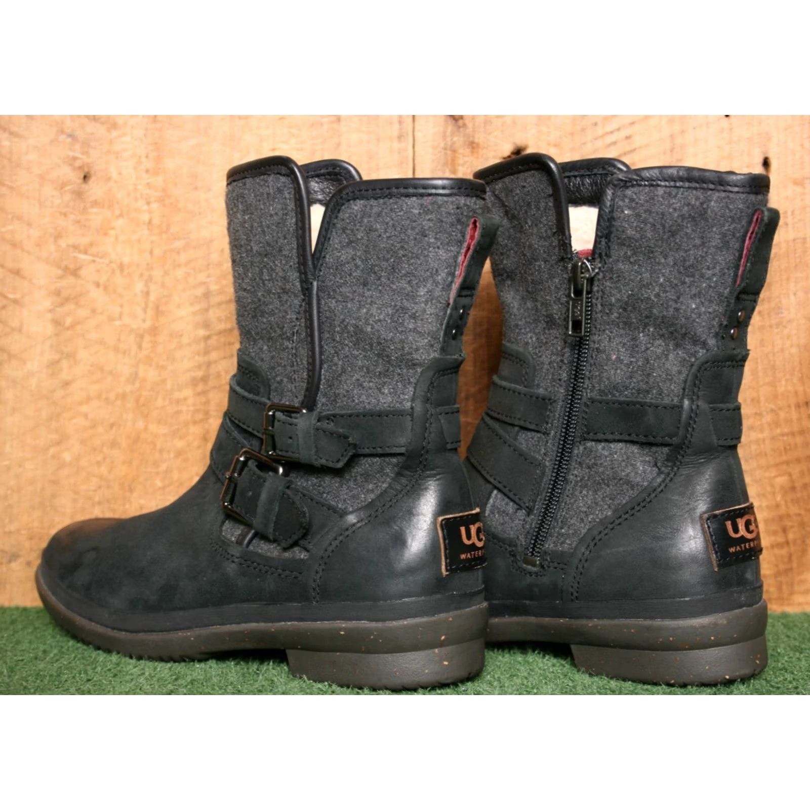 Ugg UGG Simmen's Black Oiled Leather & Gray Wool Blend Ankle Boots Women's Sz. 6 Bootie Size US 5 / IT 35 - 3 Thumbnail
