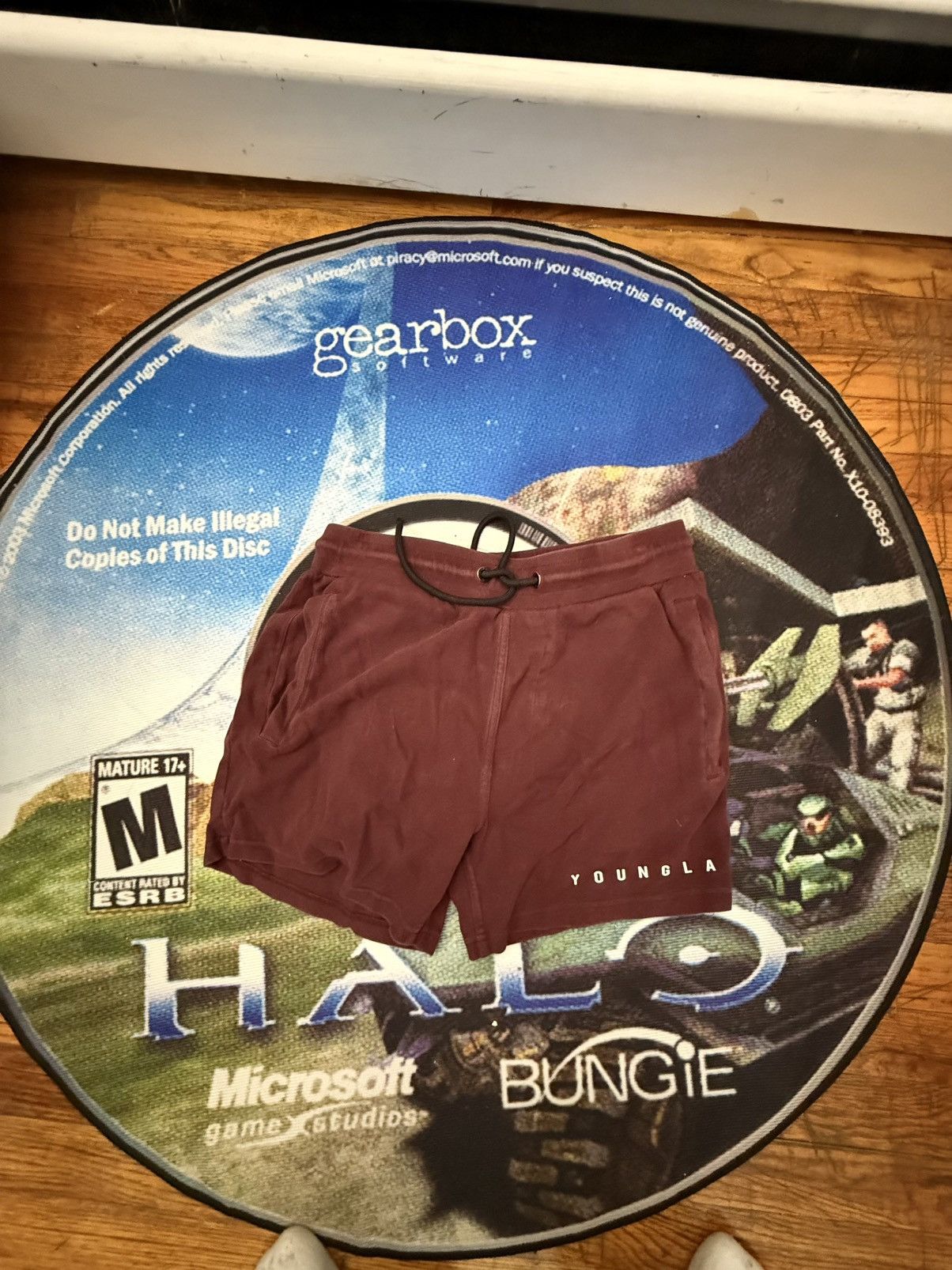 YoungLA Young LA maroon shorts Size US 30 / EU 46 - 1 Thumbnail