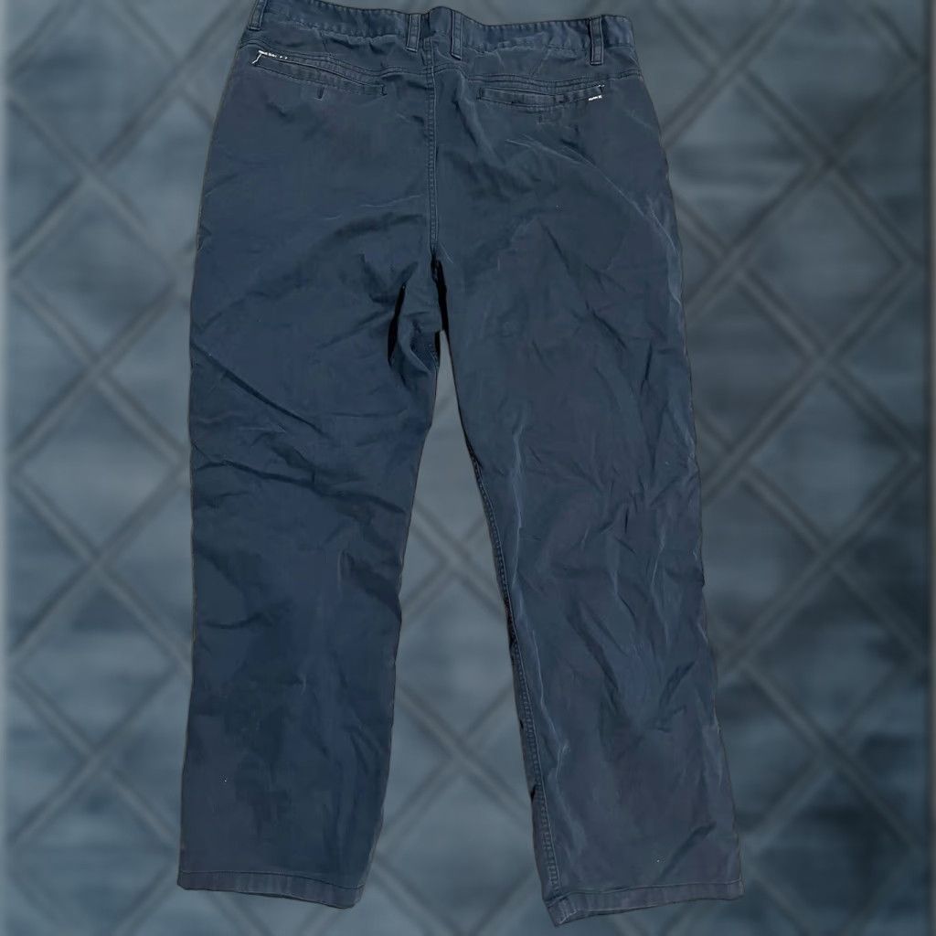 Hurley Hurley Chino Pants Mens 40 Blue Solid Straight Leg Flat Front Workwear Size US 40 / EU 56 - 1 Thumbnail