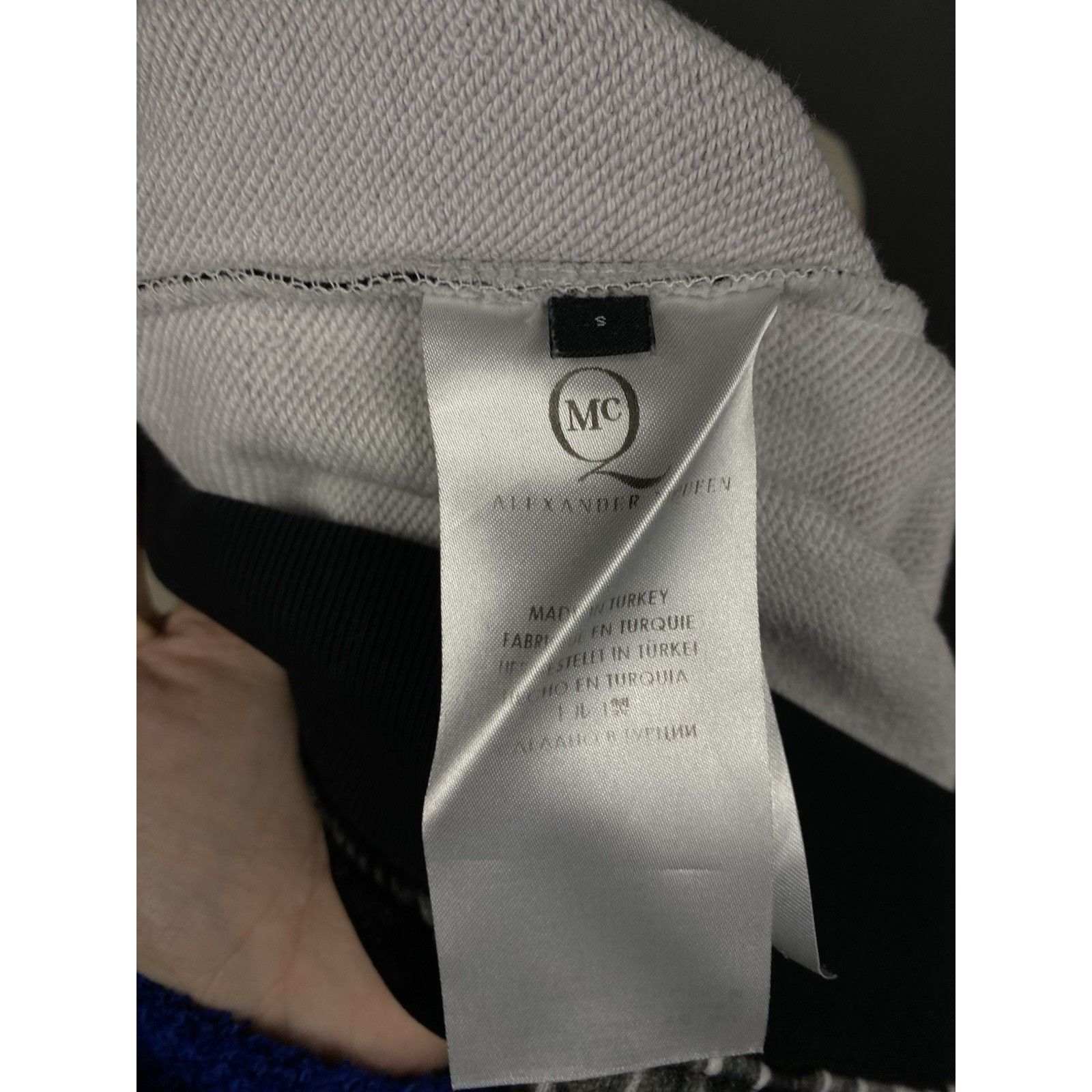 Alexander McQueen Alexander McQueen Swallow Bird & Skulls Men's Black Crewneck Size US S / EU 44-46 / 1 - 10 Thumbnail