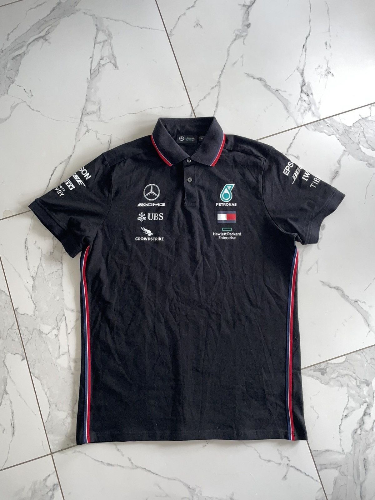 Mercedes-Benz amg f1 shirt mercedes benz Size US XL / EU 56 / 4 - 1 Thumbnail