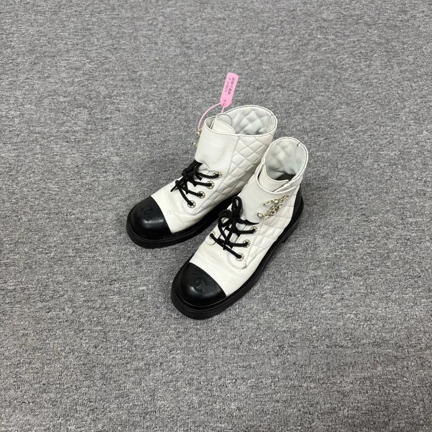 Chanel Chanel Double C Panda Color Diamond Pattern Short Boots| Size US 8 / IT 38 - 2 Thumbnail