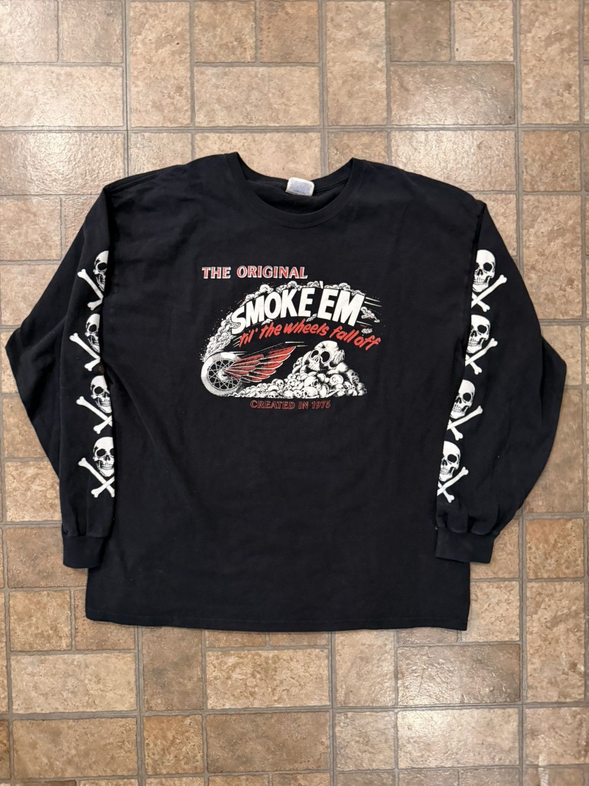 Vintage 1975 “smoke em til the wheels fall off” longs levee