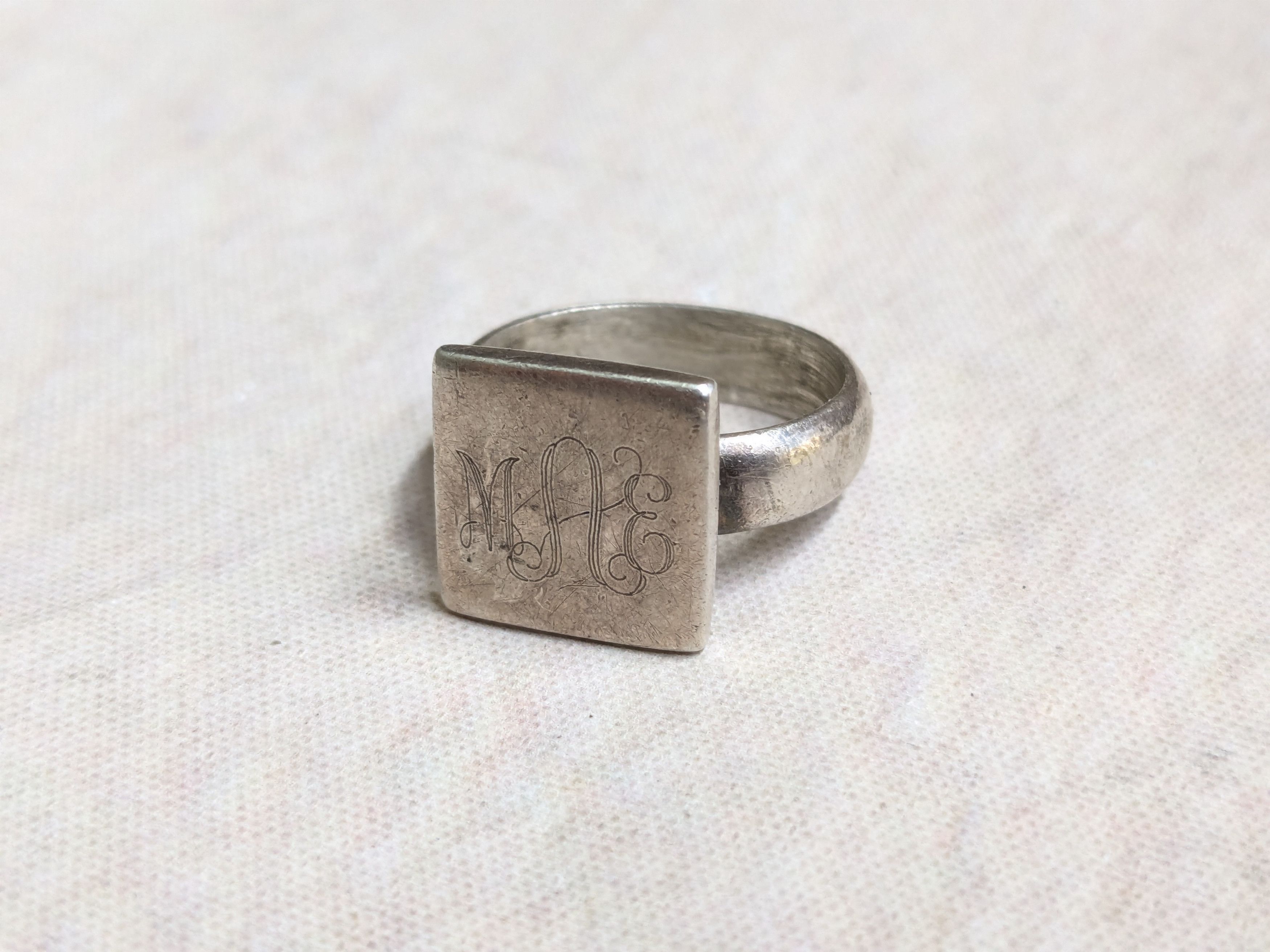 Jewelry Vintage Sterling Silver Signet Ring 7.5 Square Band Size ONE SIZE - 5 Thumbnail