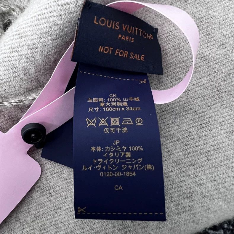 Louis Vuitton Louis Vuitton Cashmere scarf Size ONE SIZE - 3 Thumbnail