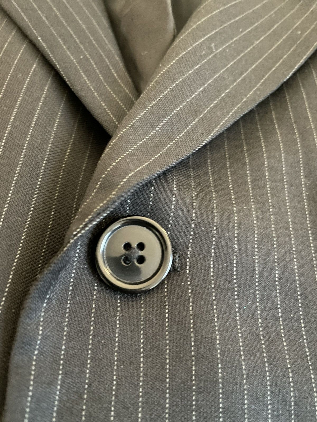 Donna Karan × Vintage Fine Stripe 3-Button Wool Suit Size 46R - 3 Thumbnail