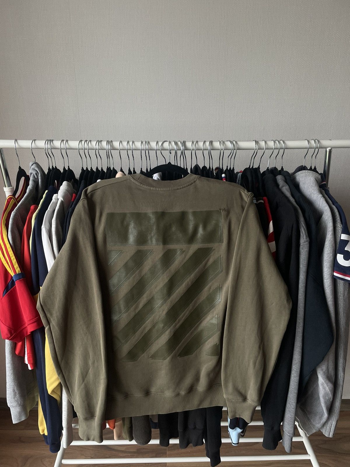 Off-White Dark Green Crewneck by Off-White Size US M / EU 48-50 / 2 - 6 Thumbnail
