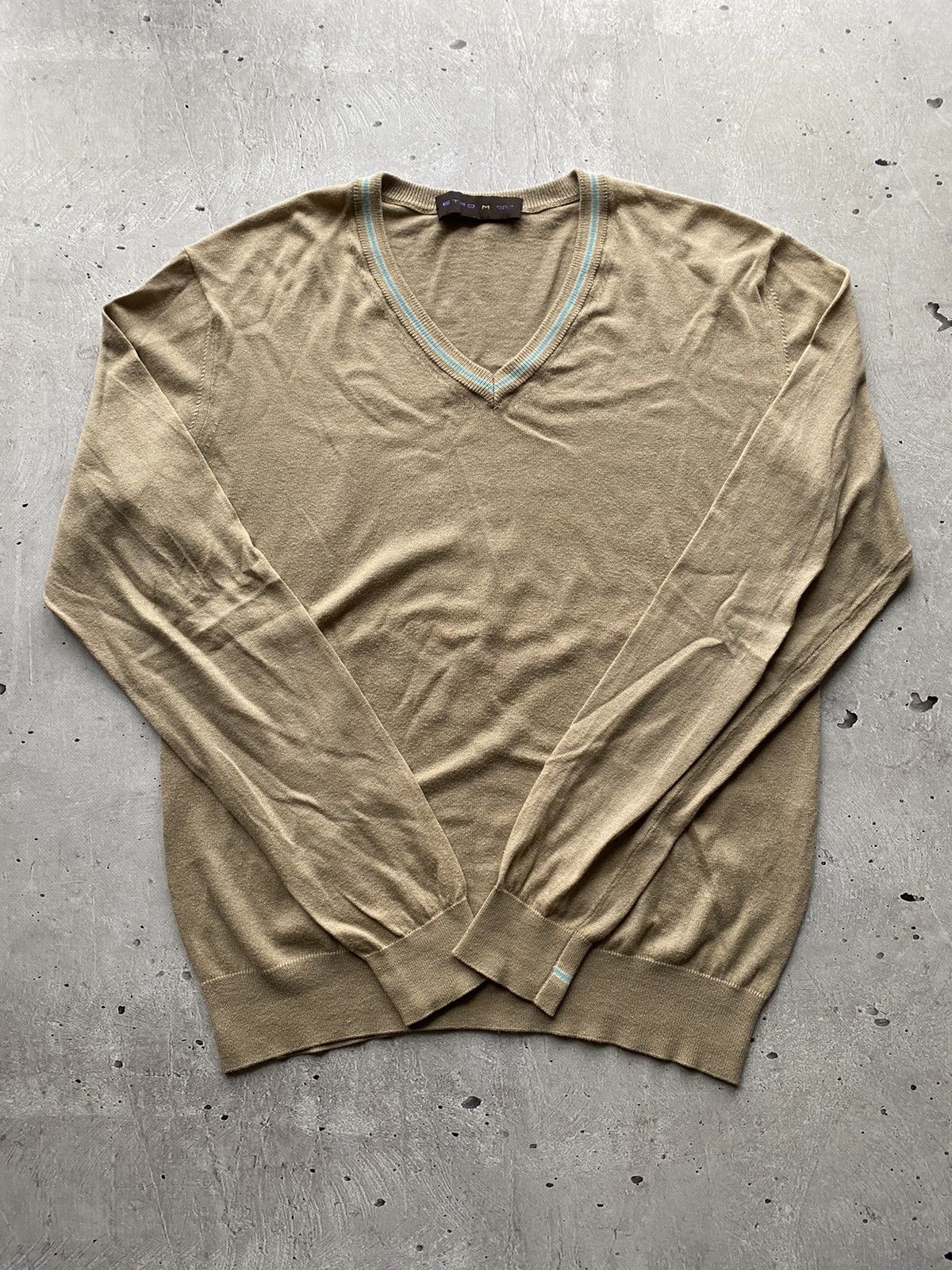 Etro Rare Etro V-Neck Cashemere Made In Italy Sweater Vintage Size M / US 6-8 / IT 42-44 - 2 Thumbnail