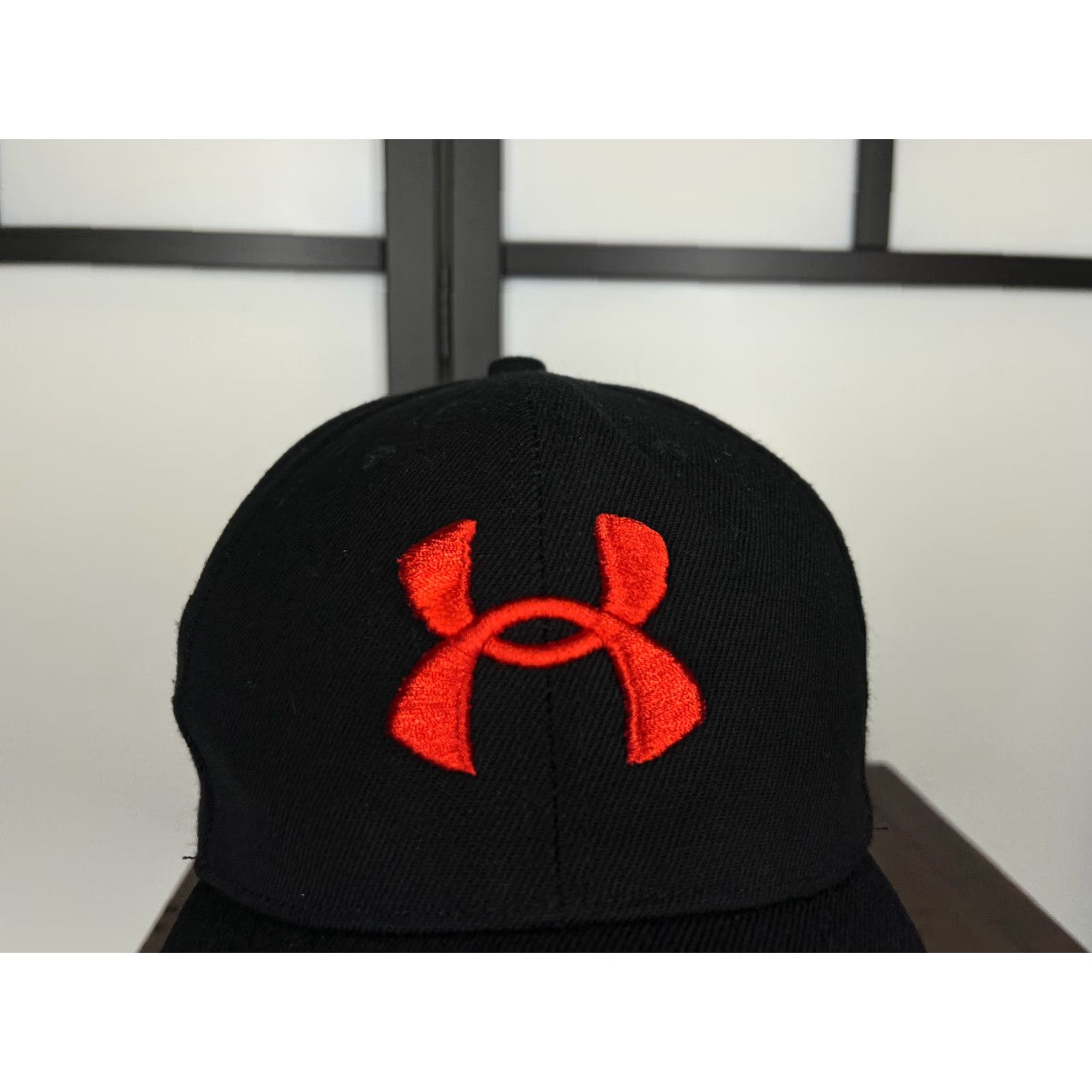 Under Armour Under Armour Hat Cap Adjustable One Size Black Red Embroidered Polyester/ Twill Men Golf Hat Cap, Outdoor, Sports, Casual, Travel Size ONE SIZE - 2 Thumbnail