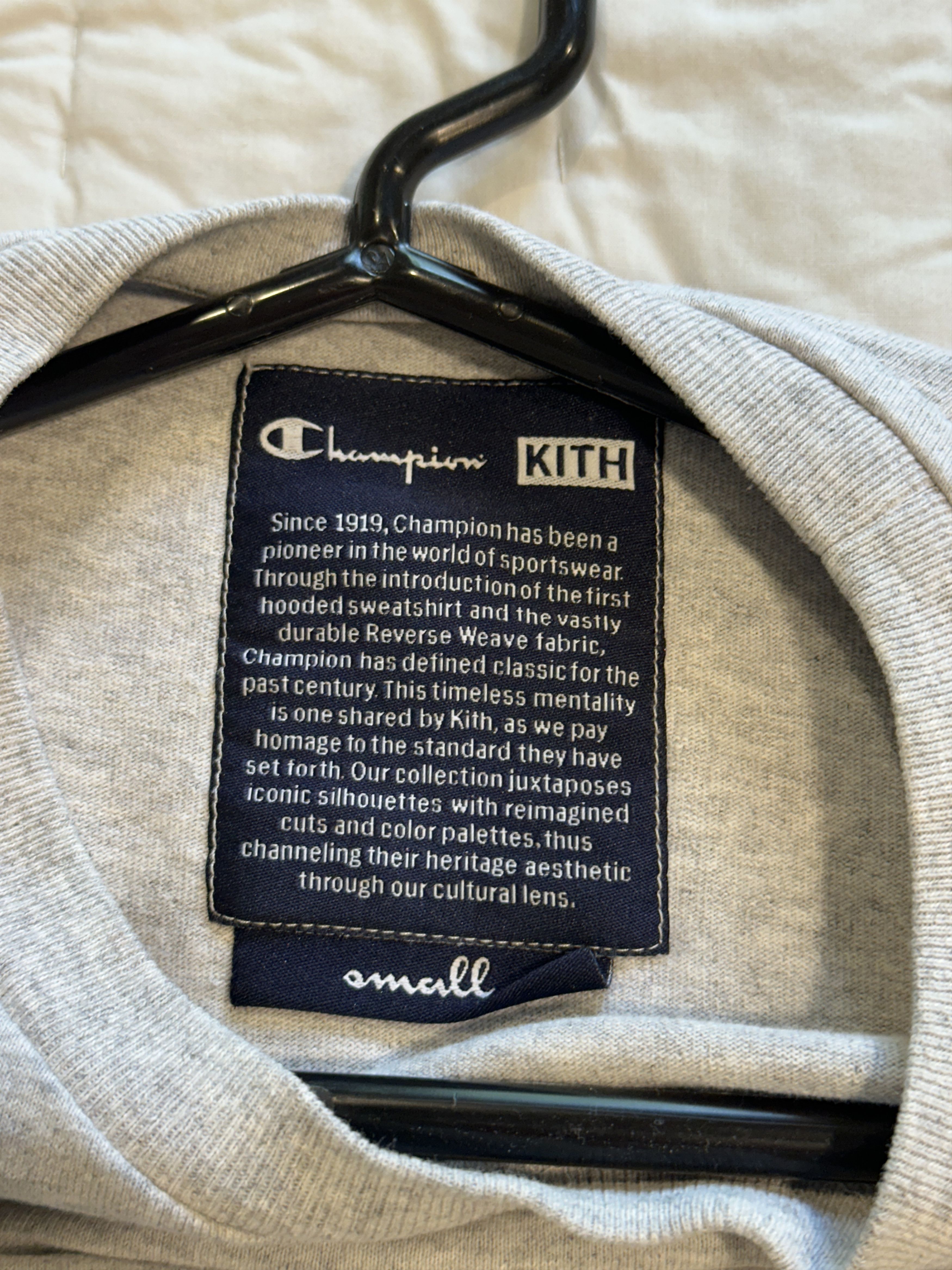 Champion × Kith Kith x Champion Script Logo Tee (Grey, Size S) Size US S / EU 44-46 / 1 - 5 Thumbnail