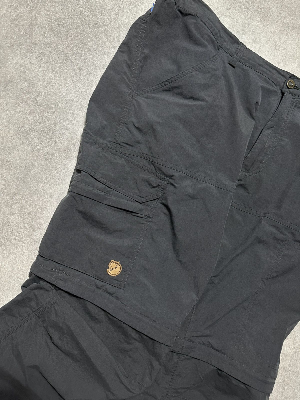 Fjallraven Mens Outdoor Pant Fjallraven Cargo Transformer Size US 36 / EU 52 - 2 Thumbnail