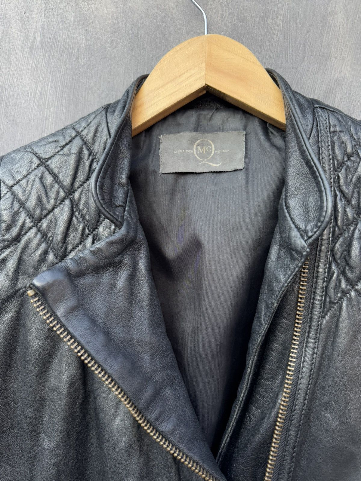 Alexander McQueen Alexander McQueen Leather Quilted Biker Jacket Size 42 Size M / US 6-8 / IT 42-44 - 8 Thumbnail