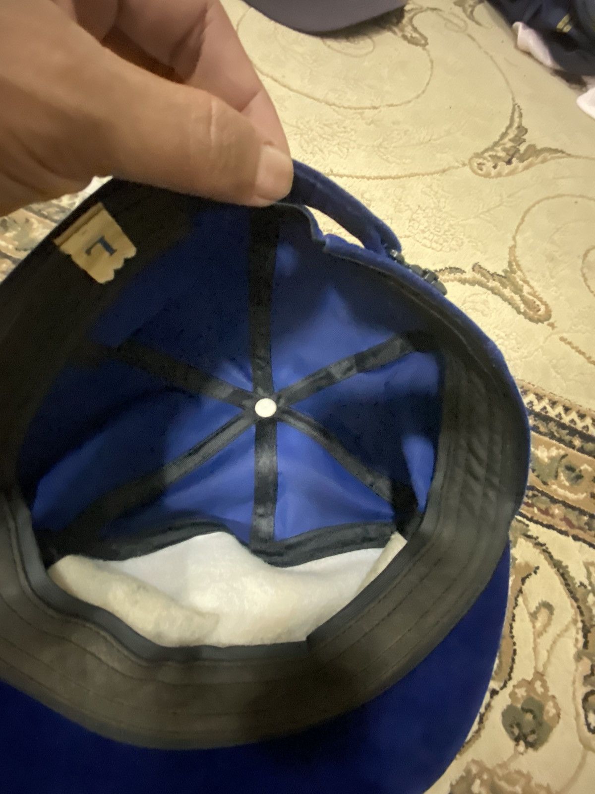 Other Vintage “AMMUNITION” Velvet Cap — Made in Japan — Gold Leaf Size ONE SIZE - 4 Thumbnail