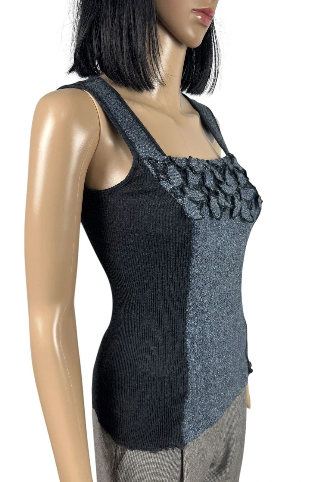 Other Oscalito Seta Wool Tank Top Decorated Flowers size 2 Size S / US 4 / IT 40 - 4 Thumbnail