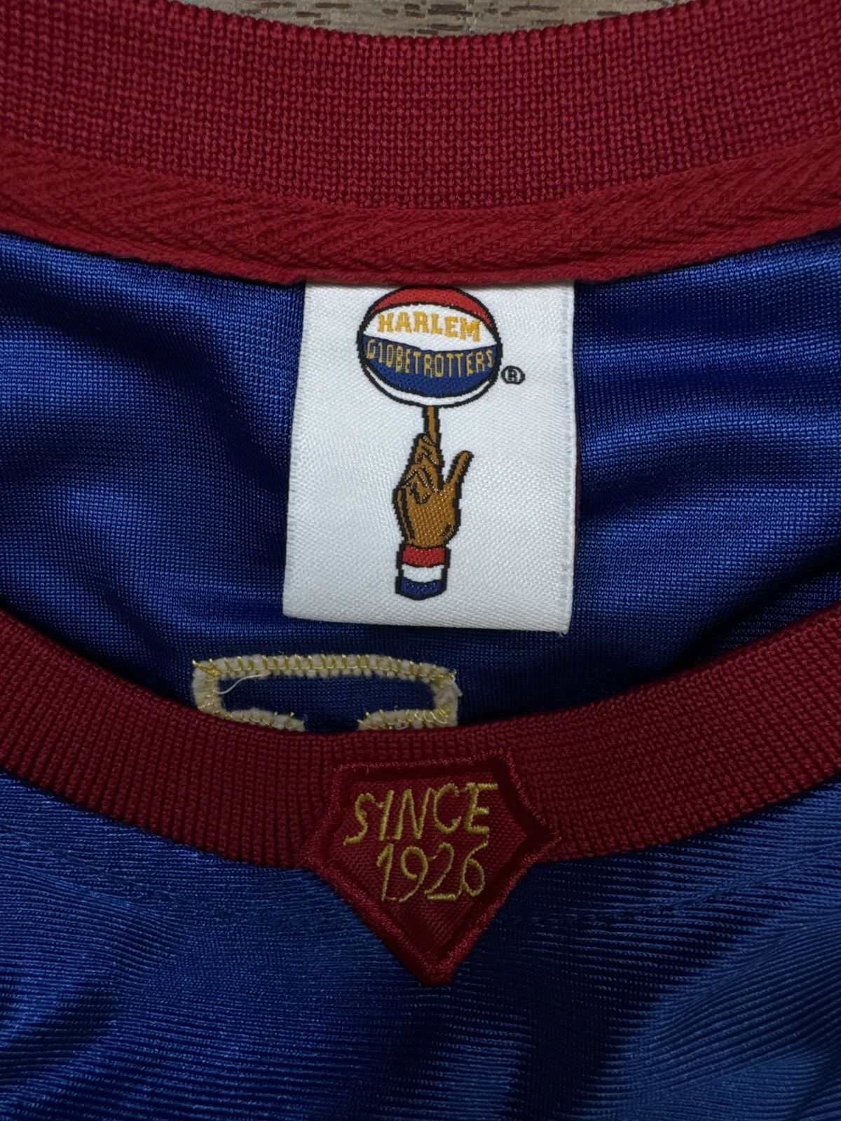 Harlem Globetrotters × Vintage Harlem Globetrotters Jersey *SIGNED* Size US L / EU 52-54 / 3 - 4 Thumbnail