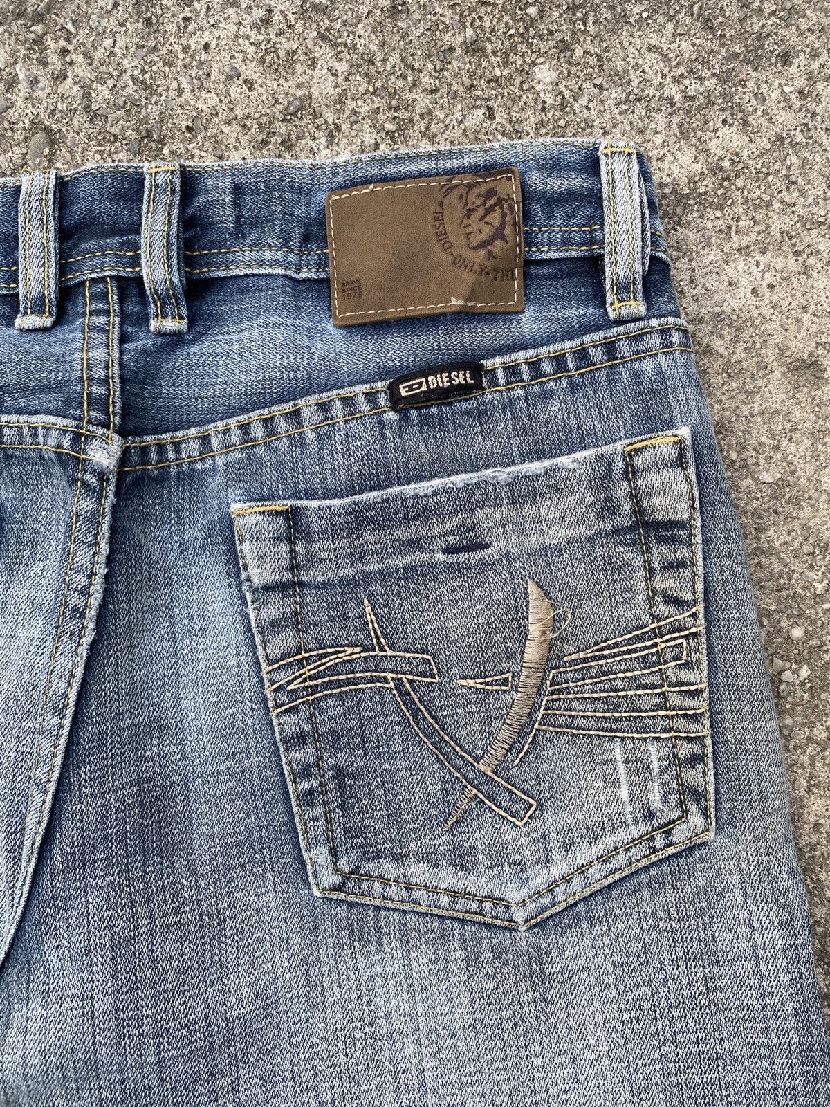 Diesel Vintage 2000s Diesel Industry Tribal Design Jeans Size US 30 / EU 46 - 10 Thumbnail