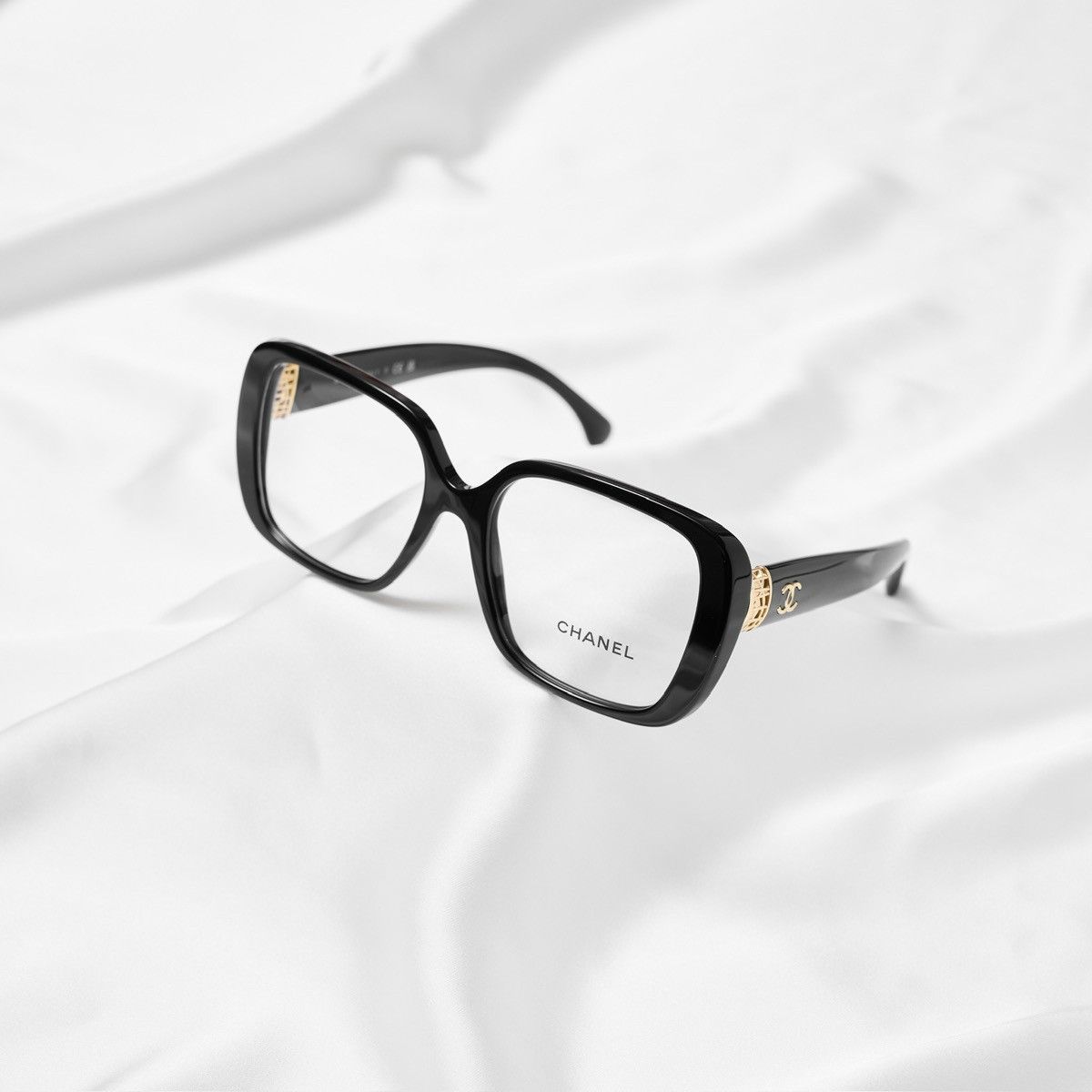 Chanel CHANEL 0CH3479 C622 GLASSES Size ONE SIZE - 1 Thumbnail