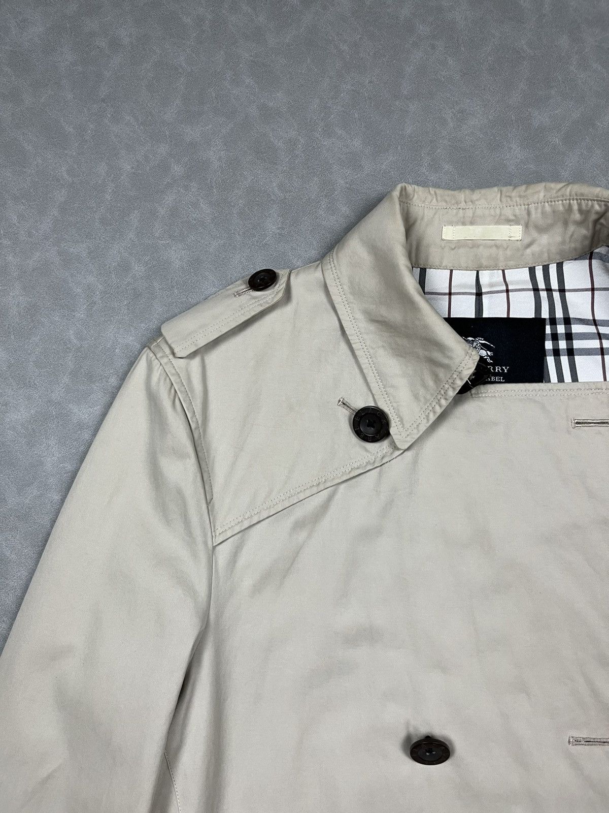 Burberry Burberry trench coat novacheck Size US L / EU 52-54 / 3 - 13 Thumbnail