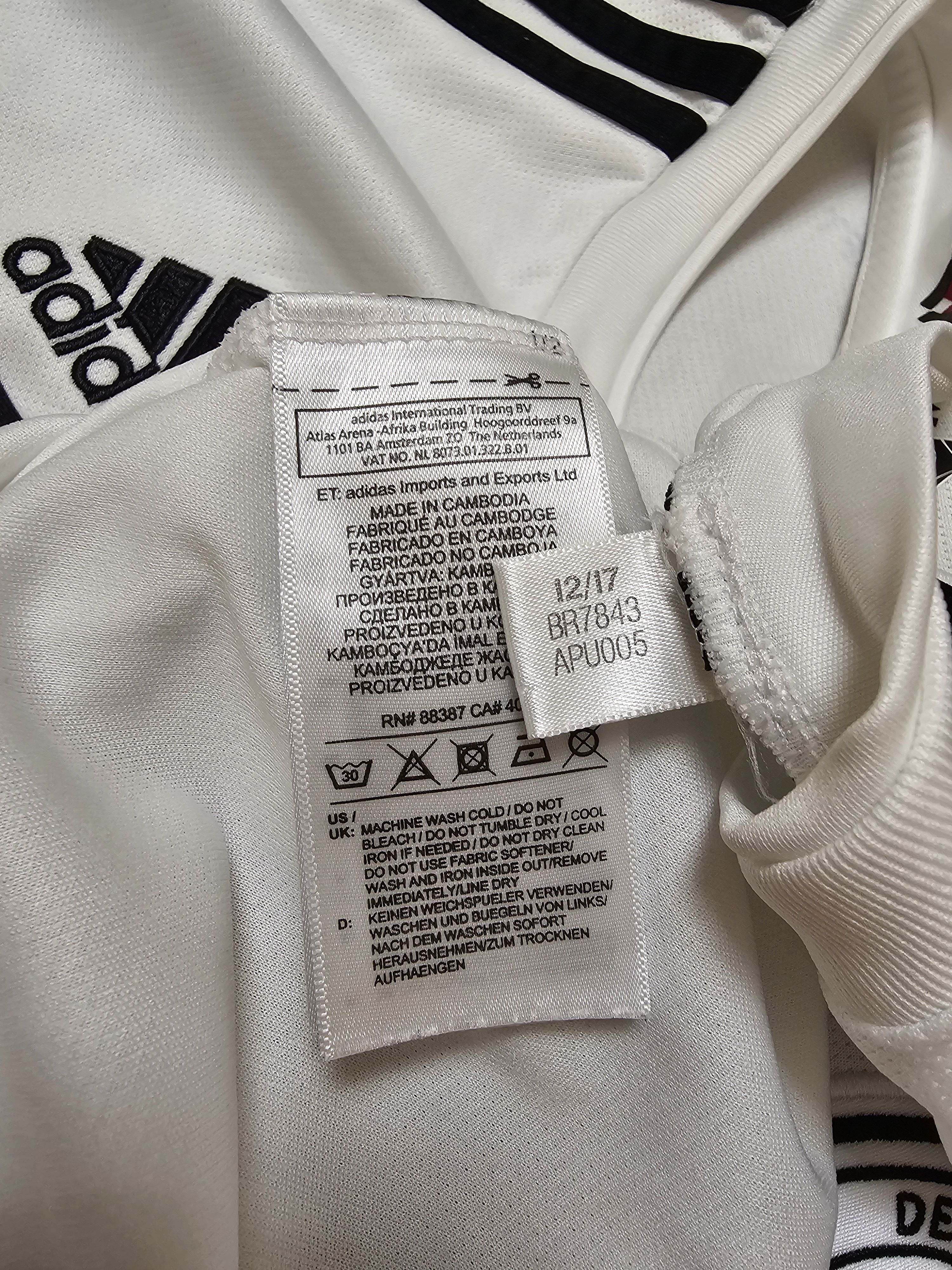 Adidas GERMANY X MERCEDES-BENZ 2018 SPECIAL FOOTBALL SOCCER JERSEY Size US M / EU 48-50 / 2 - 8 Thumbnail
