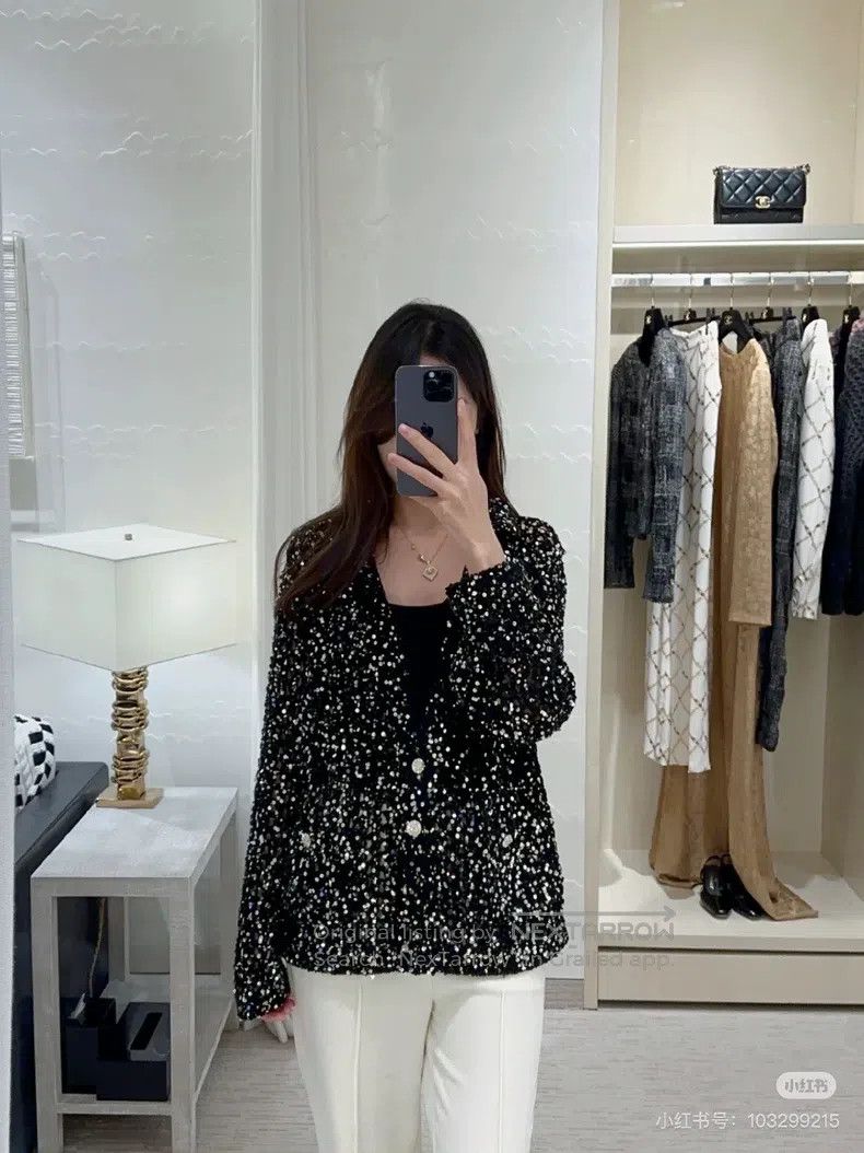 Chanel Chanel 24c sequined cardigan coat Size XS / US 0-2 / IT 36-38 - 2 Thumbnail