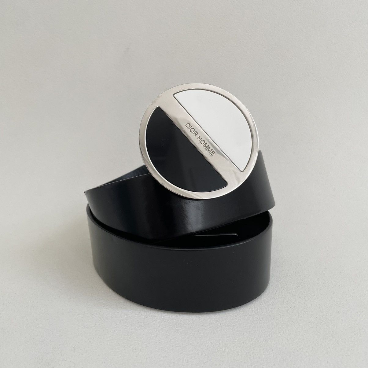 Dior Round Metal Buckle Black Leather Belt Size ONE SIZE - 2 Thumbnail