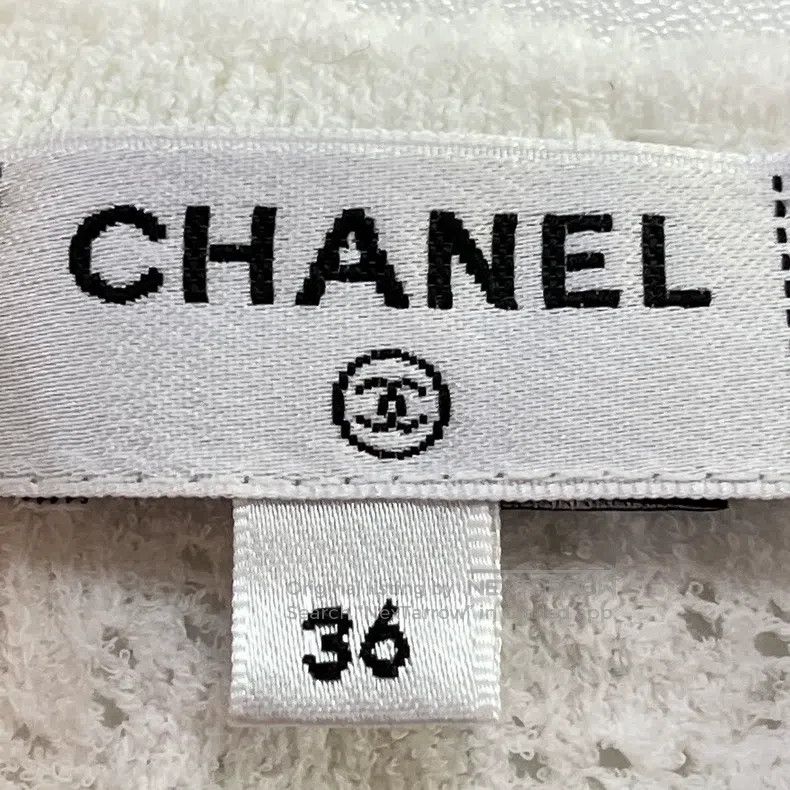 Chanel Chanel 22P white thin embossed transparent knitted short s Size XS / US 0-2 / IT 36-38 - 4 Thumbnail