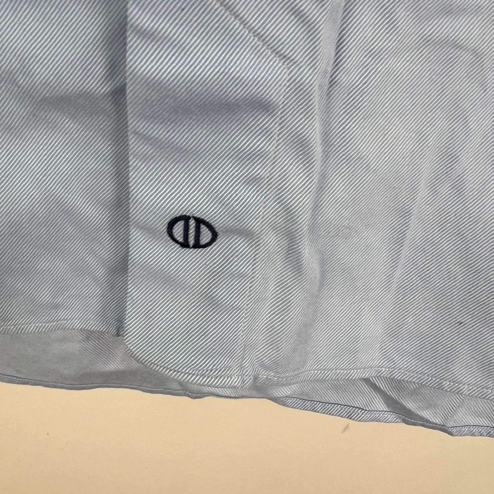 David Donahue VINTAGE David Donahue Dress Shirt Men 17 52 Blue Long Sleeve Regular 100% Cotton Solid Embroidered Logo Mens Size US XL / EU 56 / 4 - 4 Thumbnail
