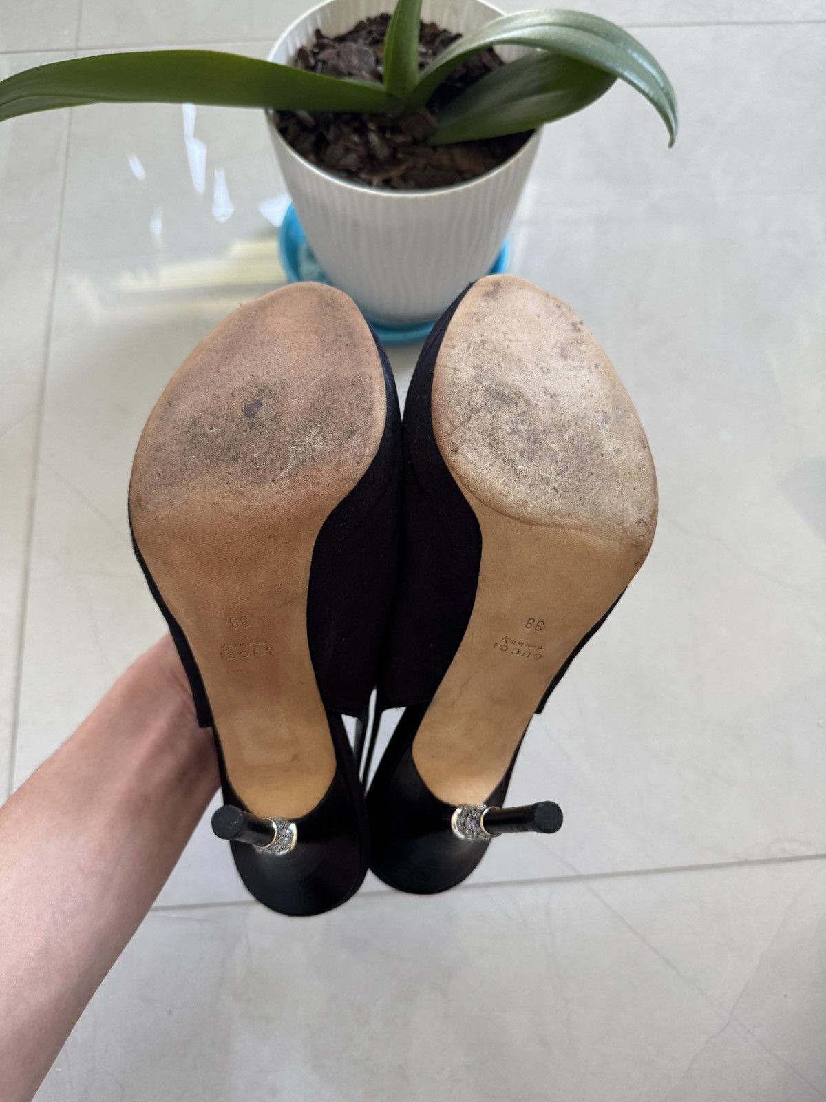 Gucci Gucci Crystal Heel Satin Slingbacks Size US 8 / IT 38 - 5 Thumbnail