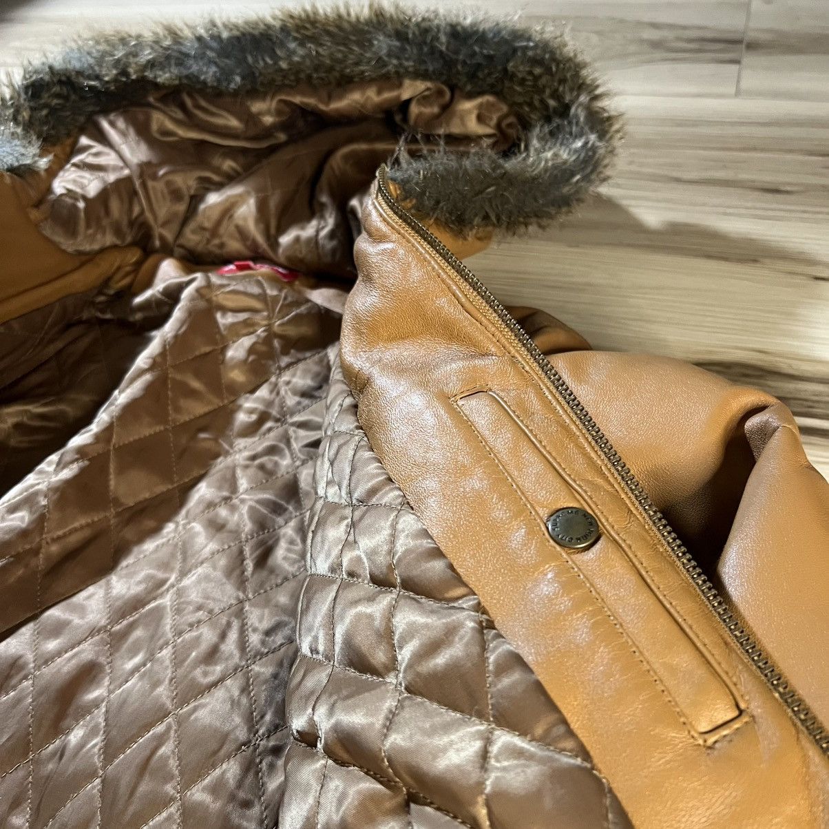 Supreme Supreme FW15 Tan Leather Down Puffer Jacket Fur Trim Size US L / EU 52-54 / 3 - 16 Thumbnail