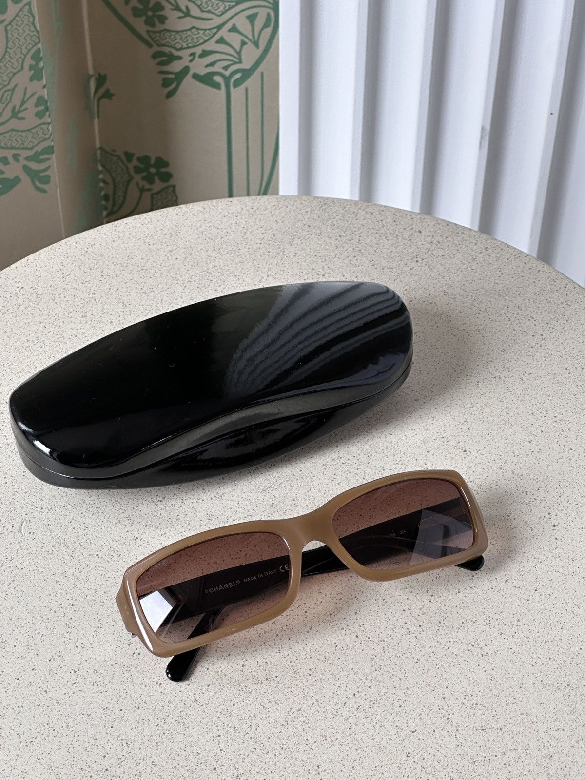 Chanel CHANEL CC Logo Black Beige Quilted Sunglasses 5125 Size ONE SIZE - 16 Thumbnail